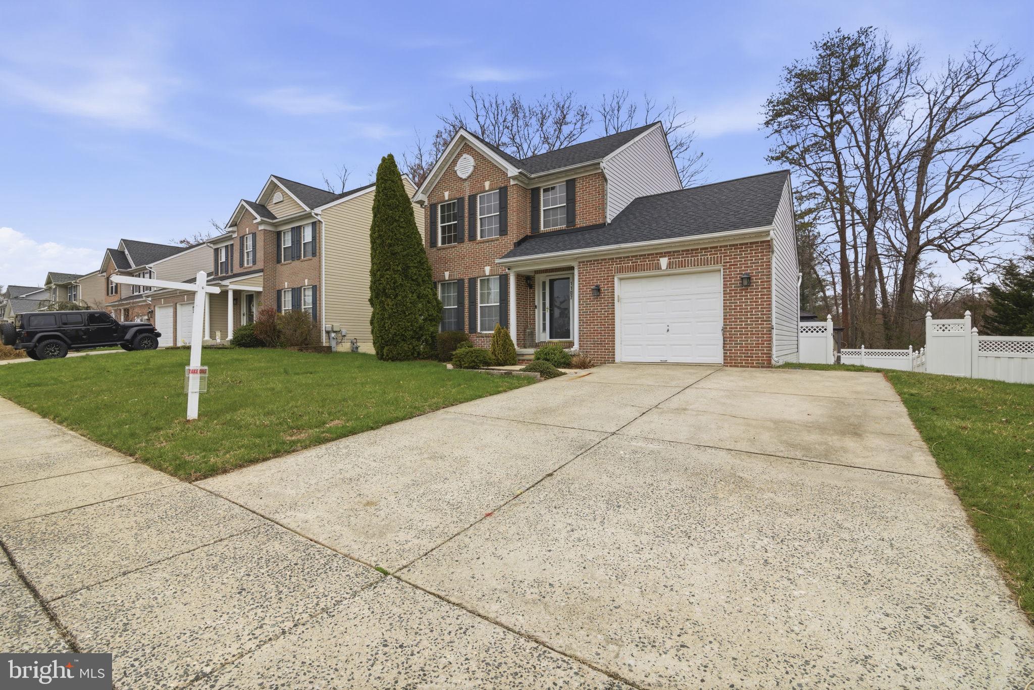 HARFORD TOWN - Residential