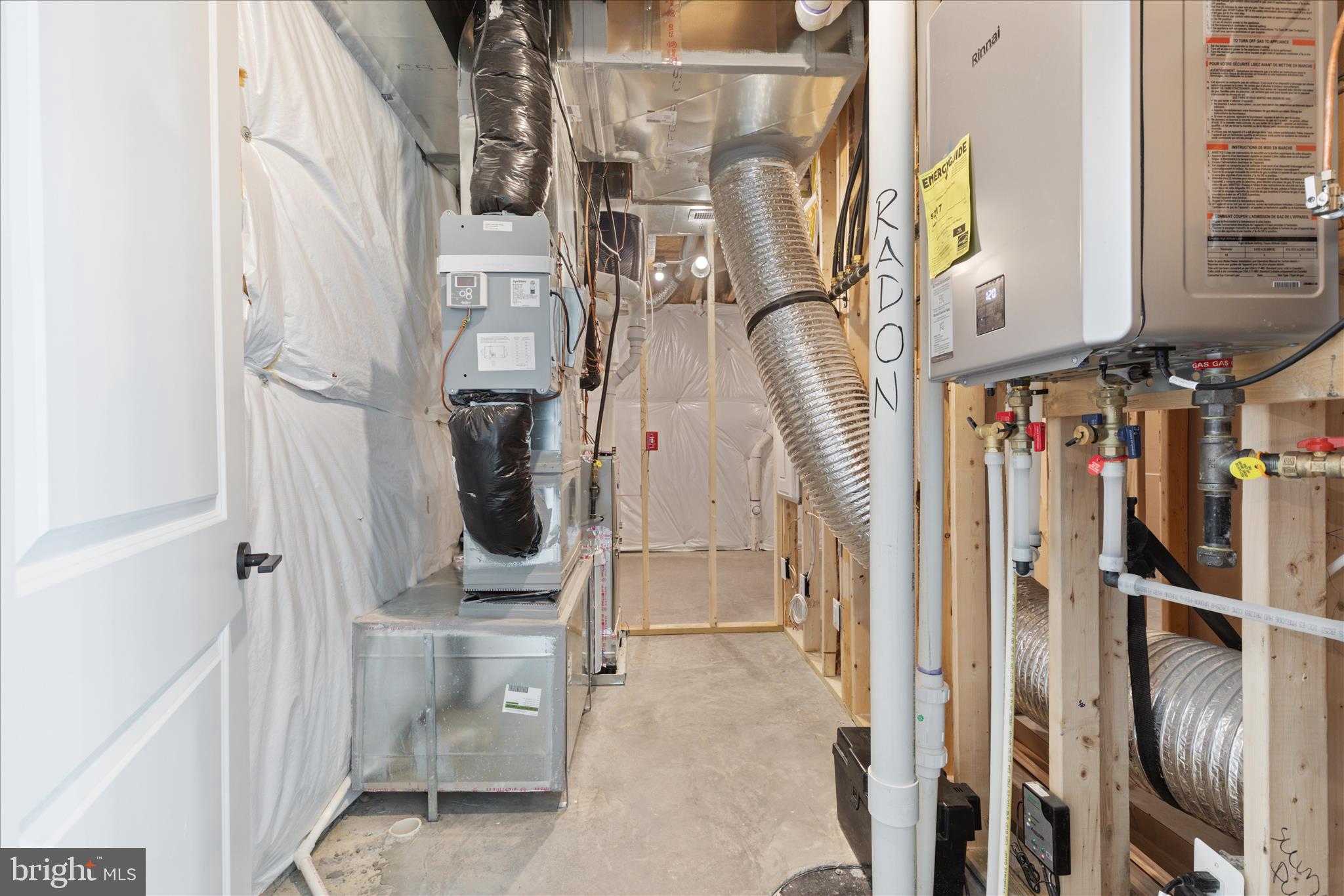 LAKE FREDERICK - Residential