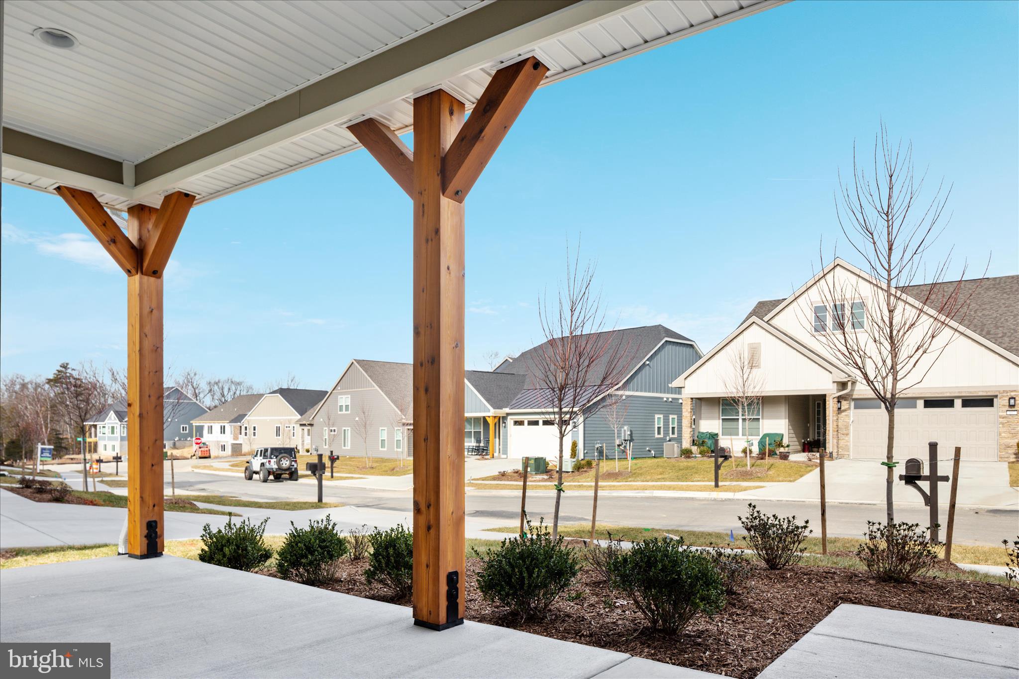 LAKE FREDERICK - Residential