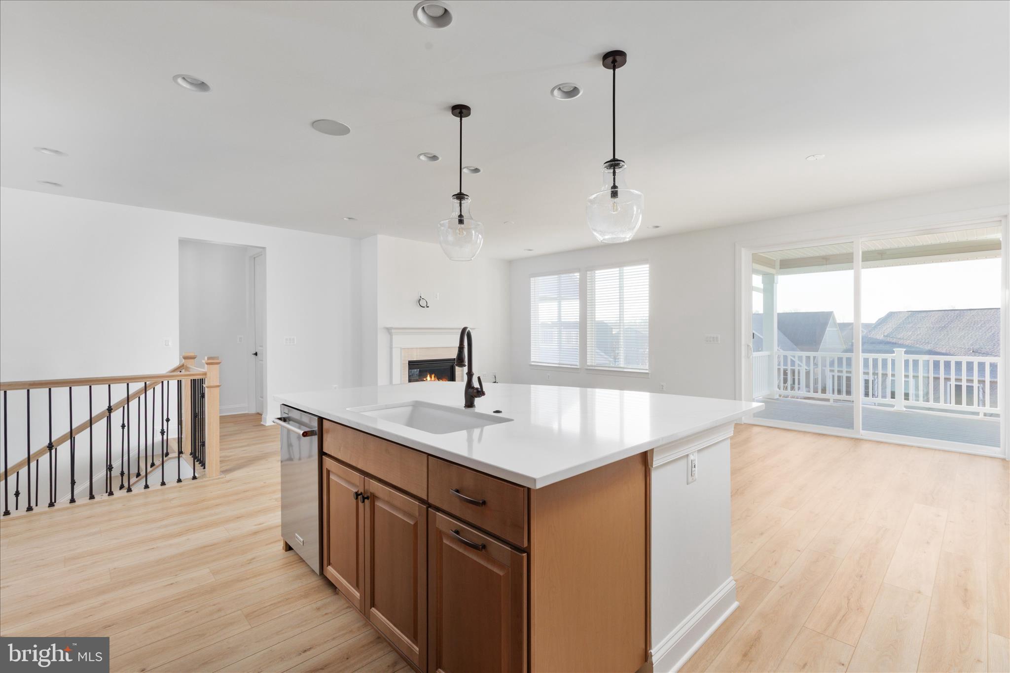 LAKE FREDERICK - Residential