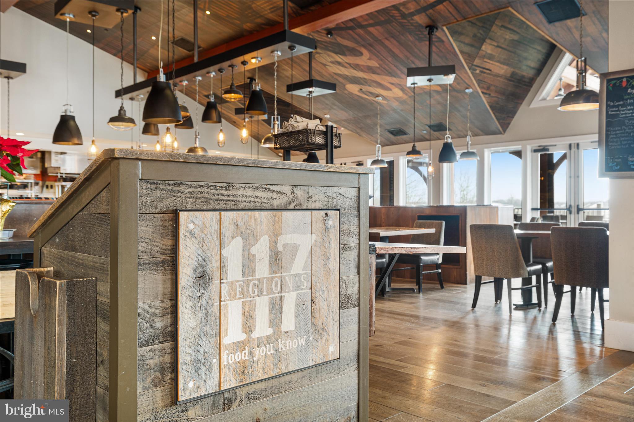 LAKE FREDERICK - Residential