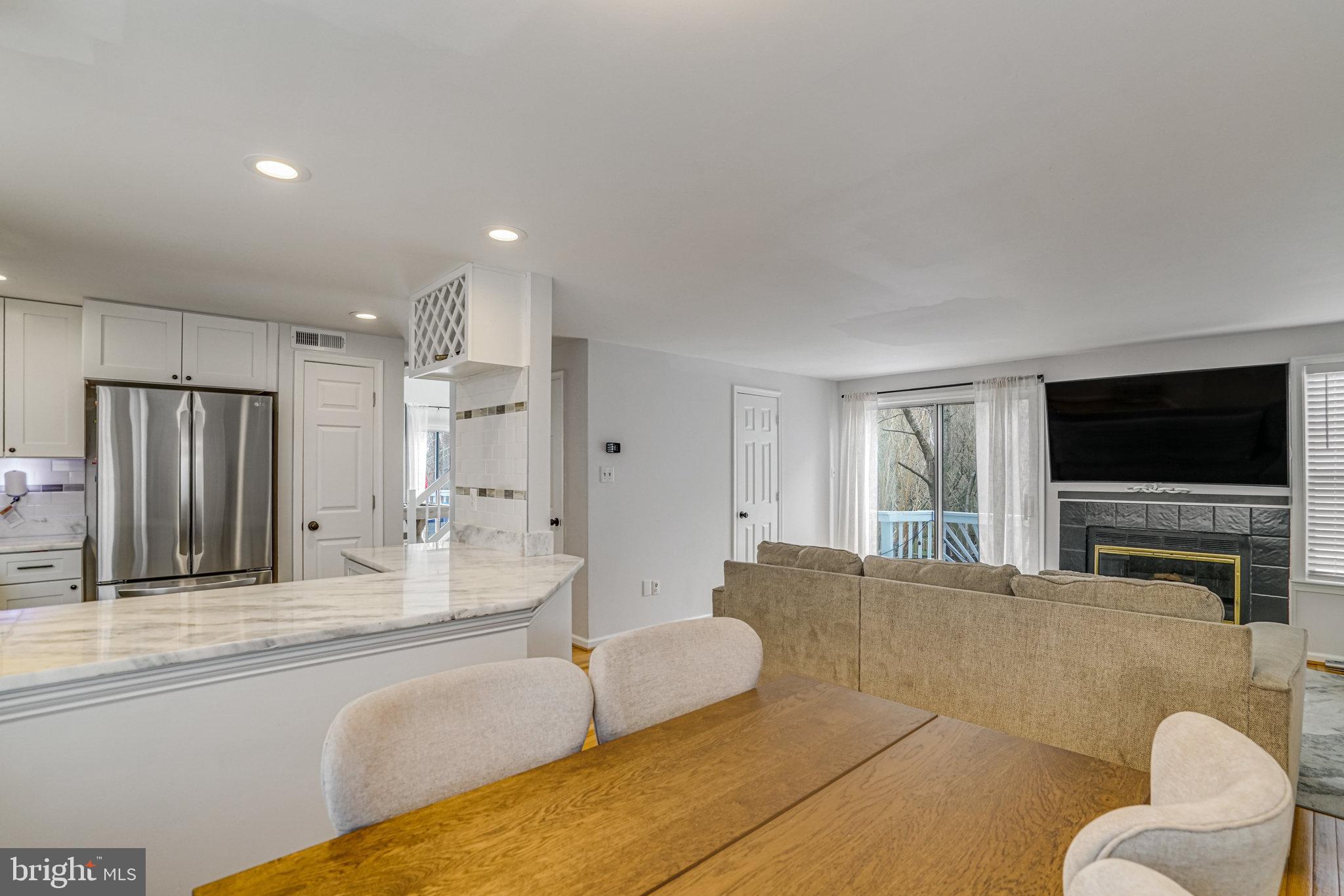 KINGSTOWNE - Residential