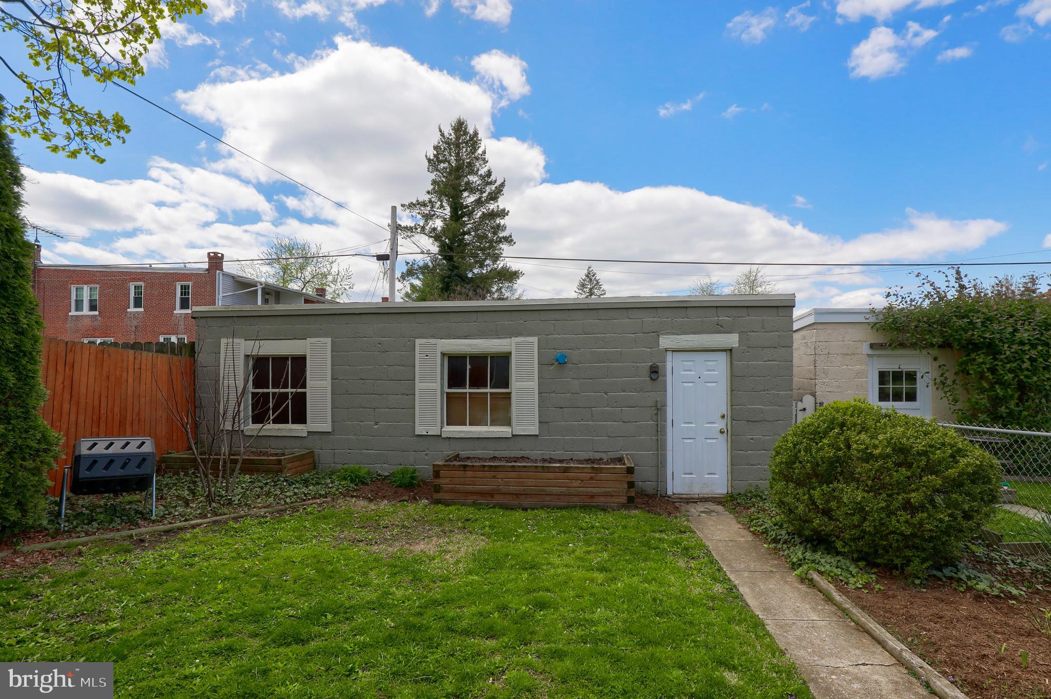 WEST END LANCASTER - Residential