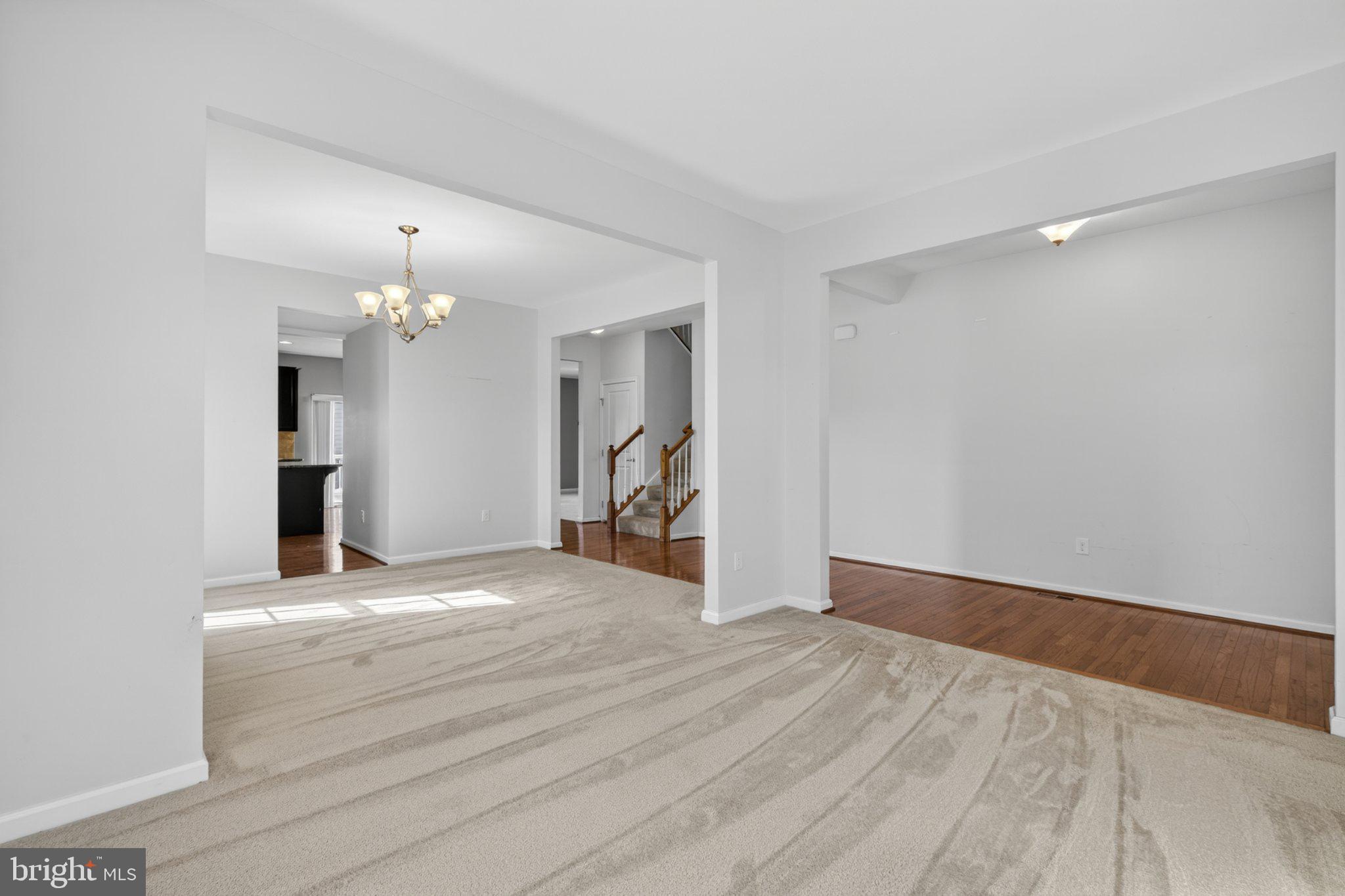 372 TIGER LILY DRIVE