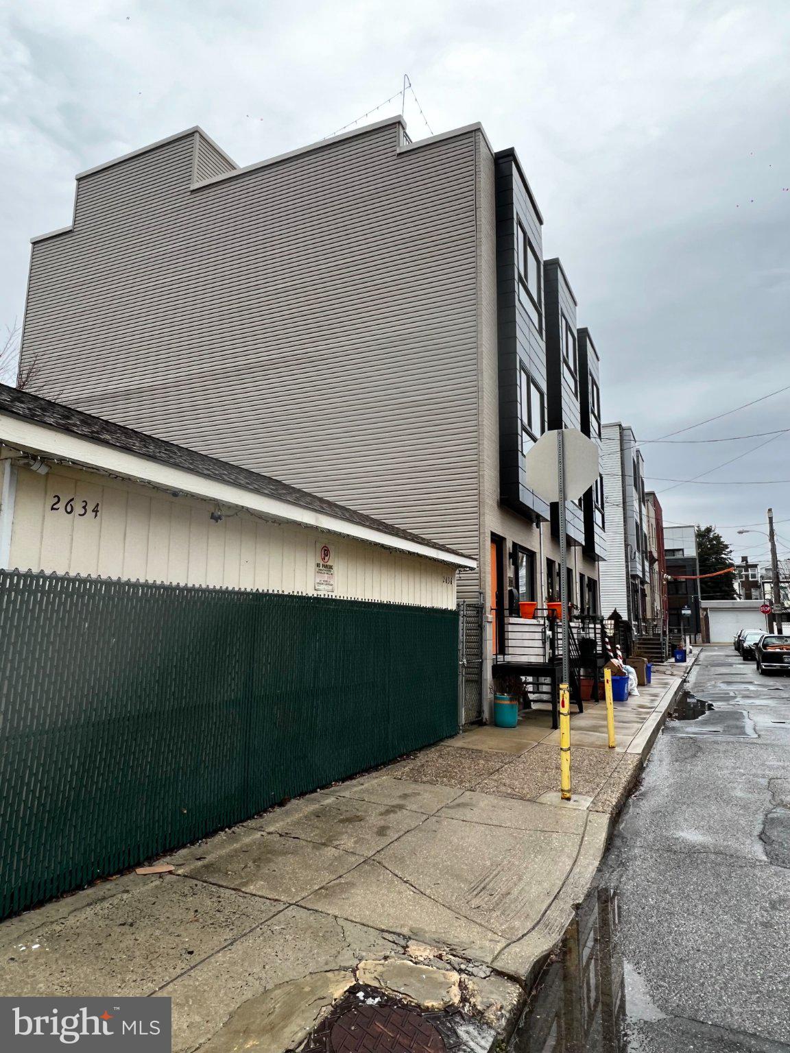 2637 TULIP STREET