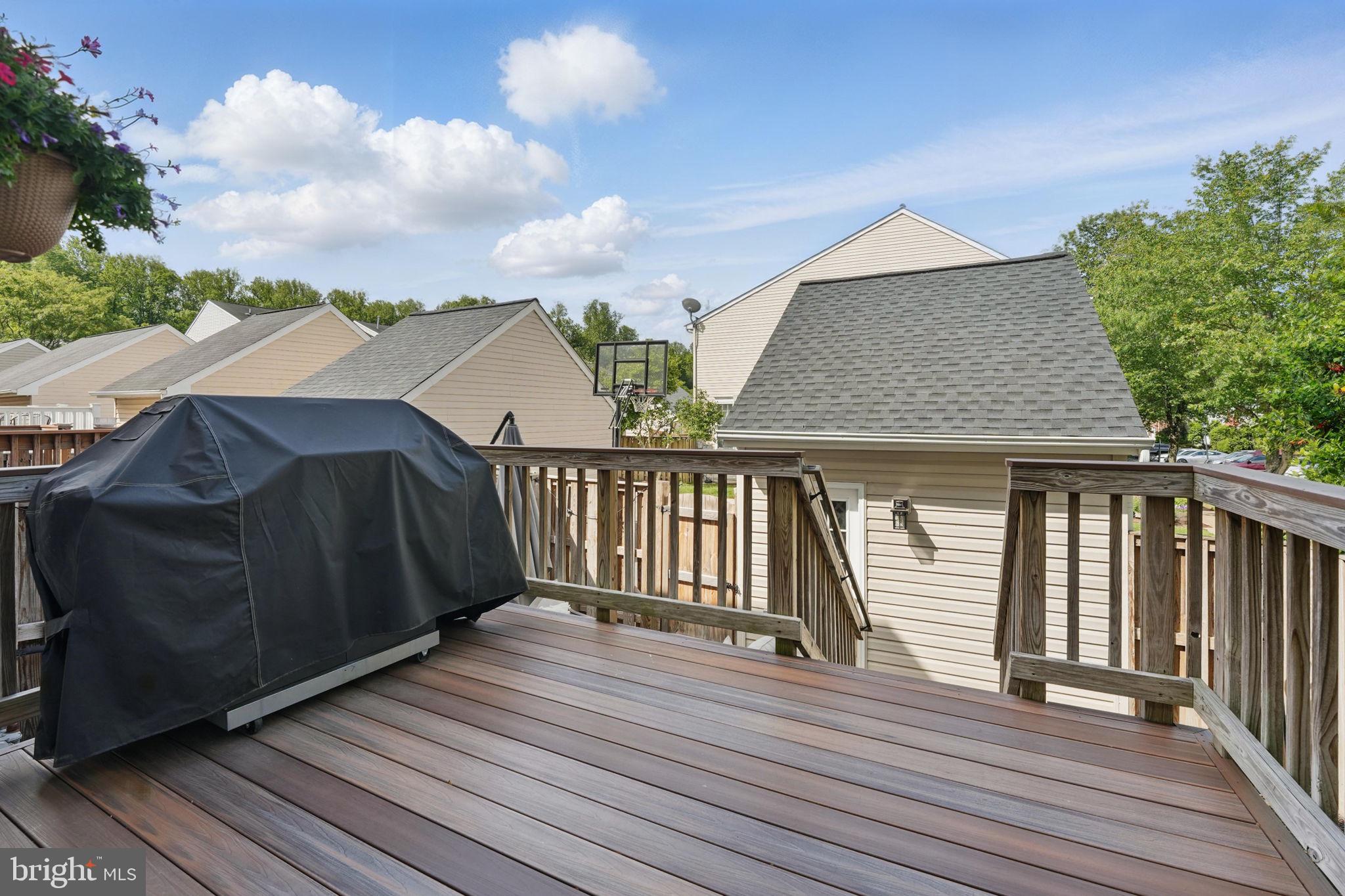 KINGSVIEW RIDGE - Residential