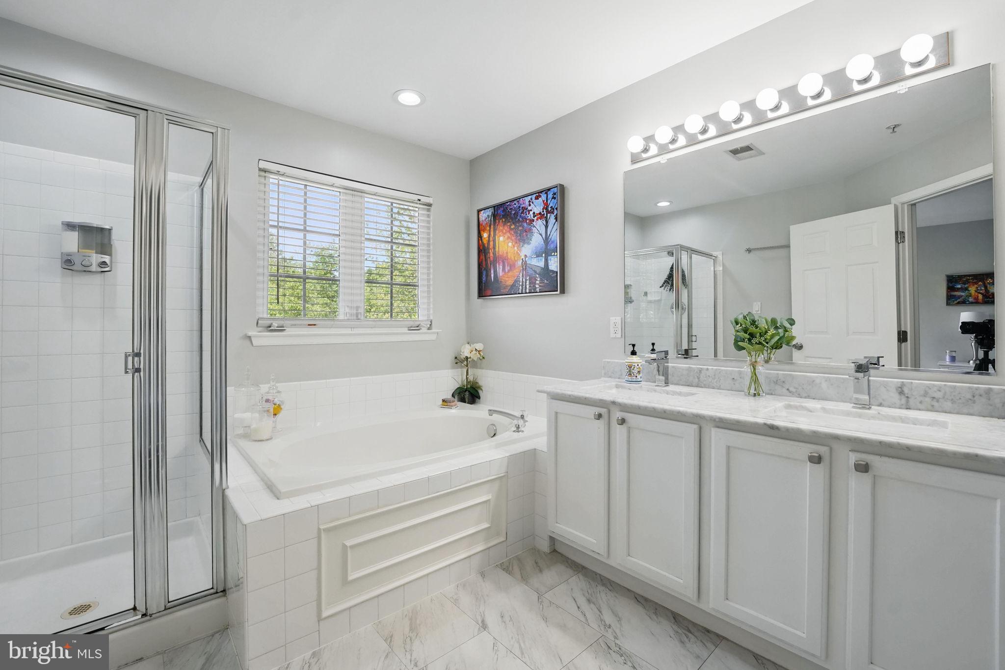 KINGSVIEW RIDGE - Residential