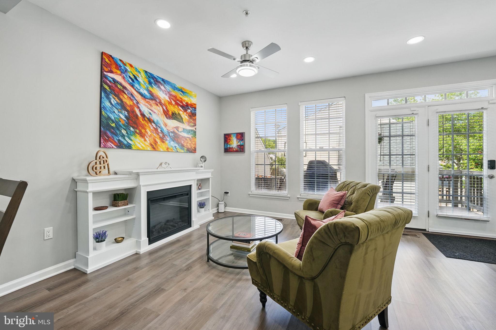 KINGSVIEW RIDGE - Residential