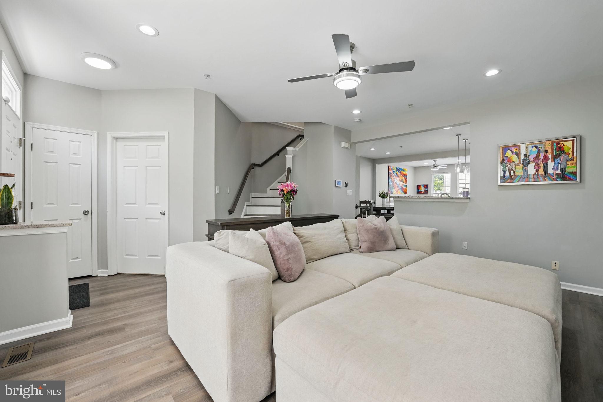 KINGSVIEW RIDGE - Residential