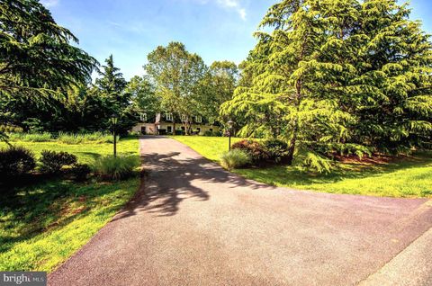 11501 SKIPWITH LANE POTOMAC MD 20854