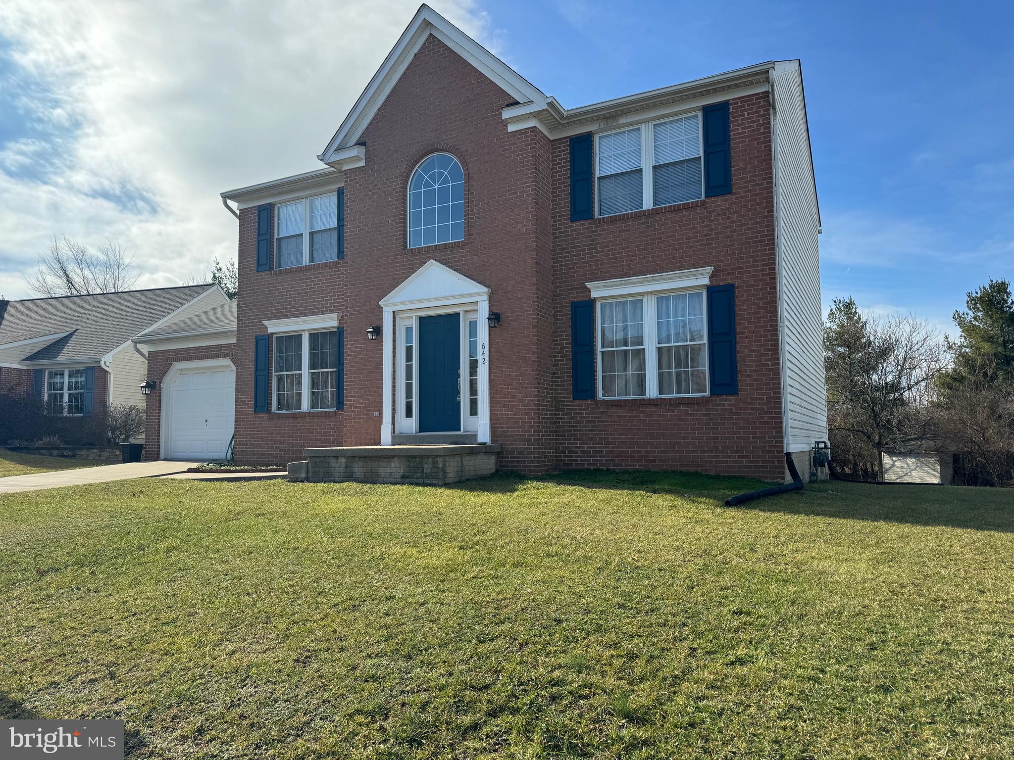 EMERALD FARM - Residential