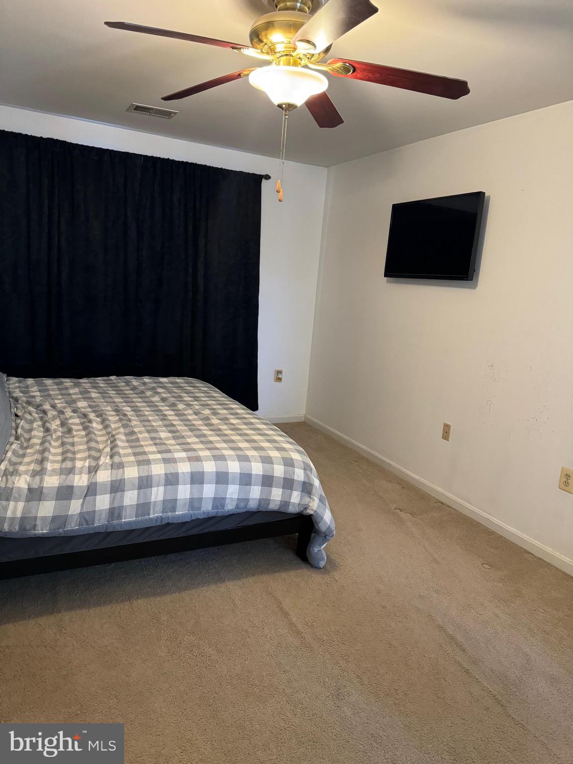 EMERALD FARM - Residential