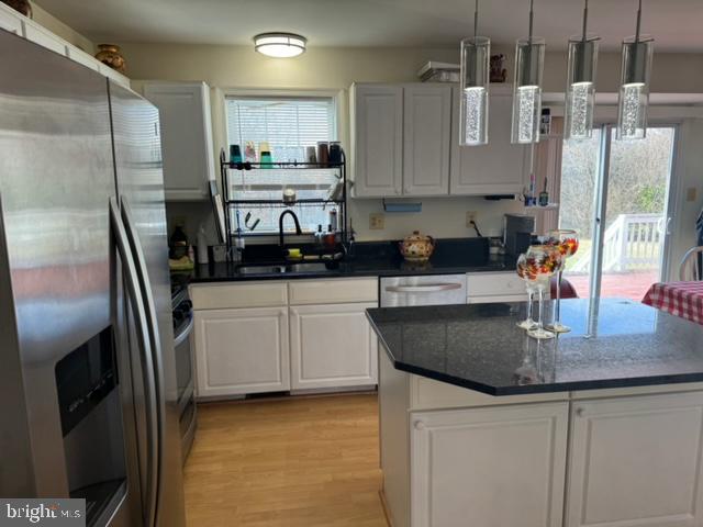 EMERALD FARM - Residential