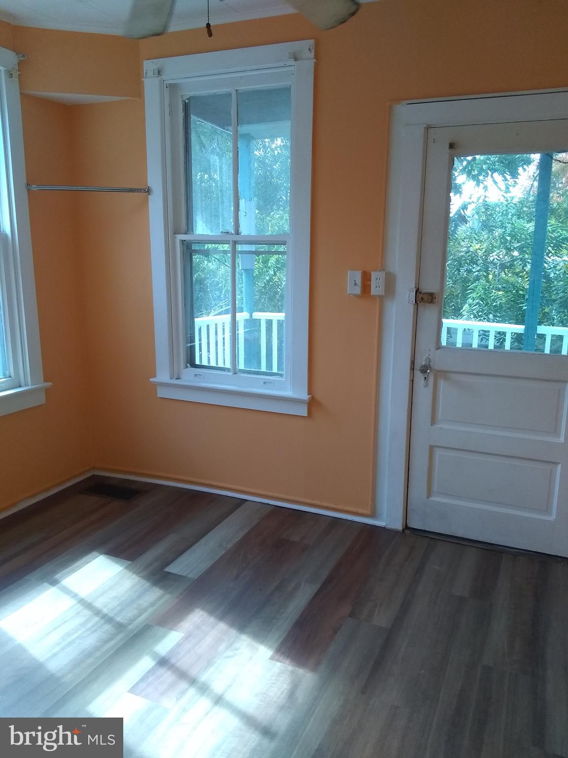 LANCASTER - Residential Lease