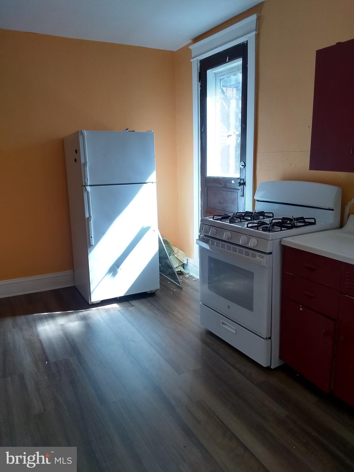 LANCASTER - Residential Lease