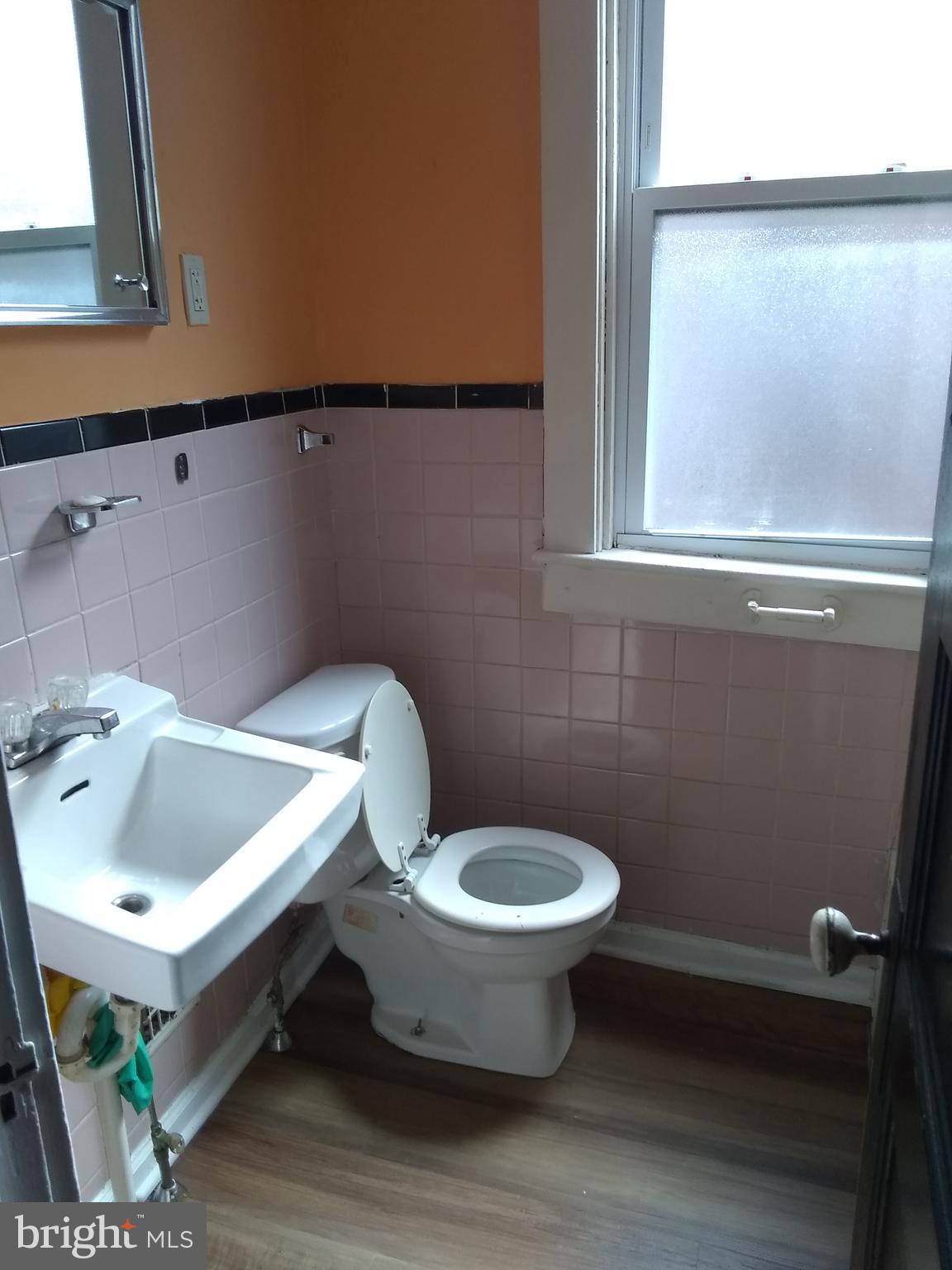 LANCASTER - Residential Lease