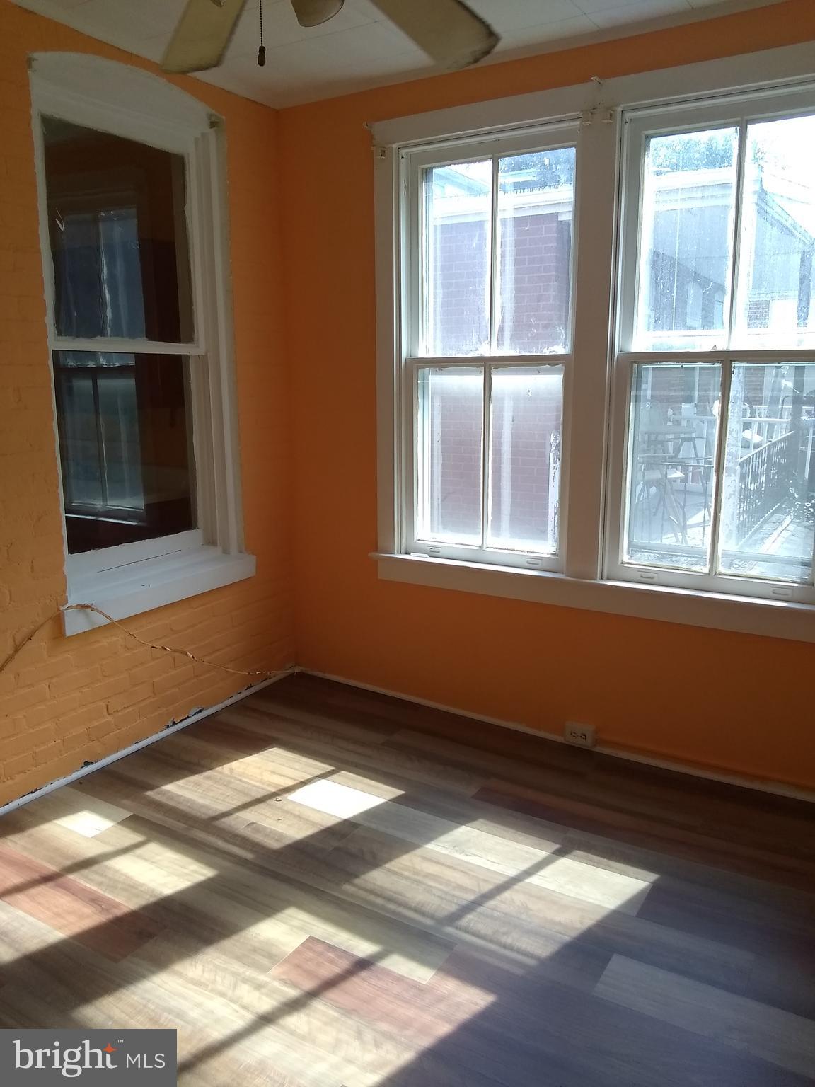 LANCASTER - Residential Lease