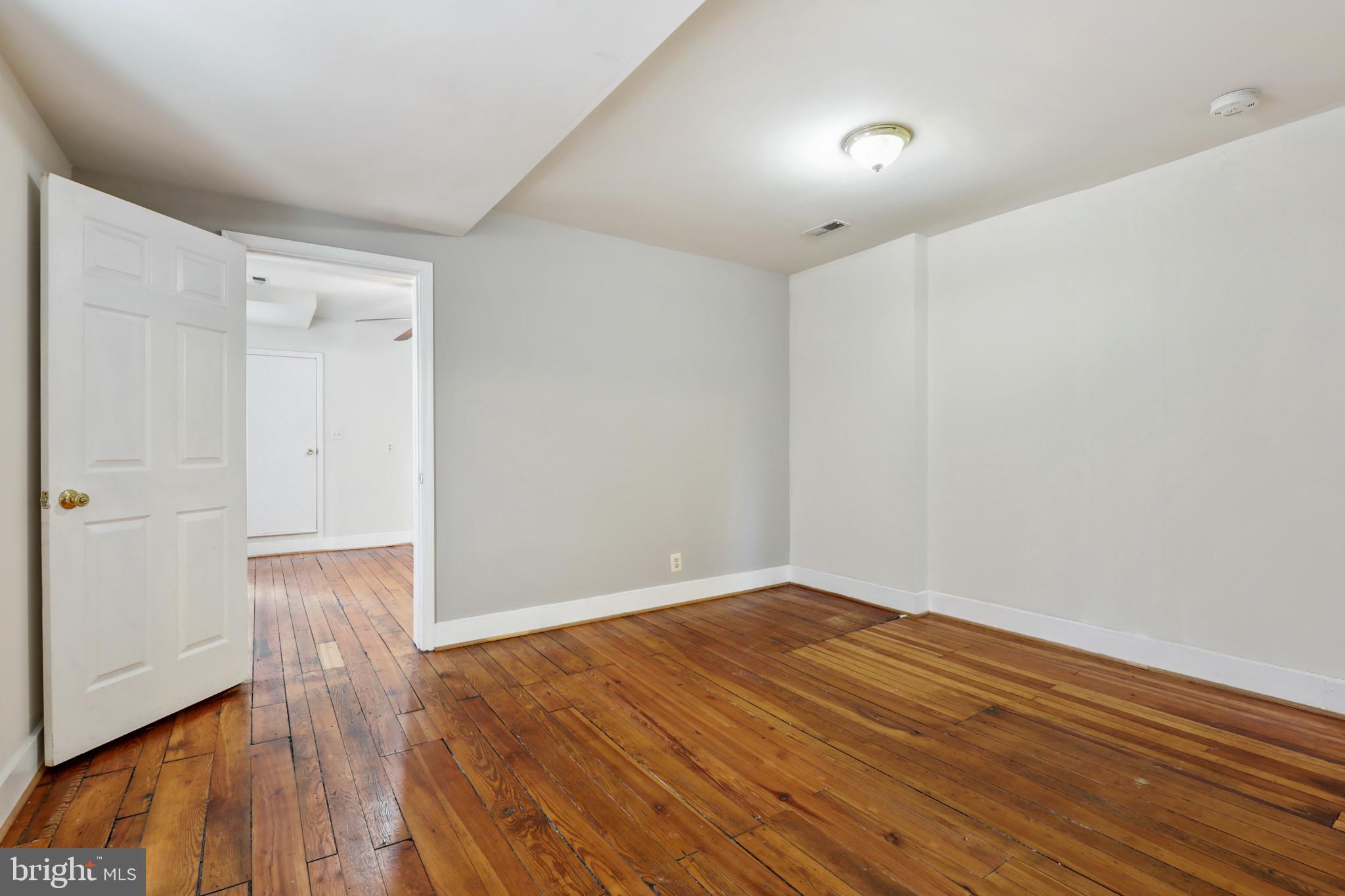 FEDERAL HILL HISTORIC DISTRICT - Residential Lease