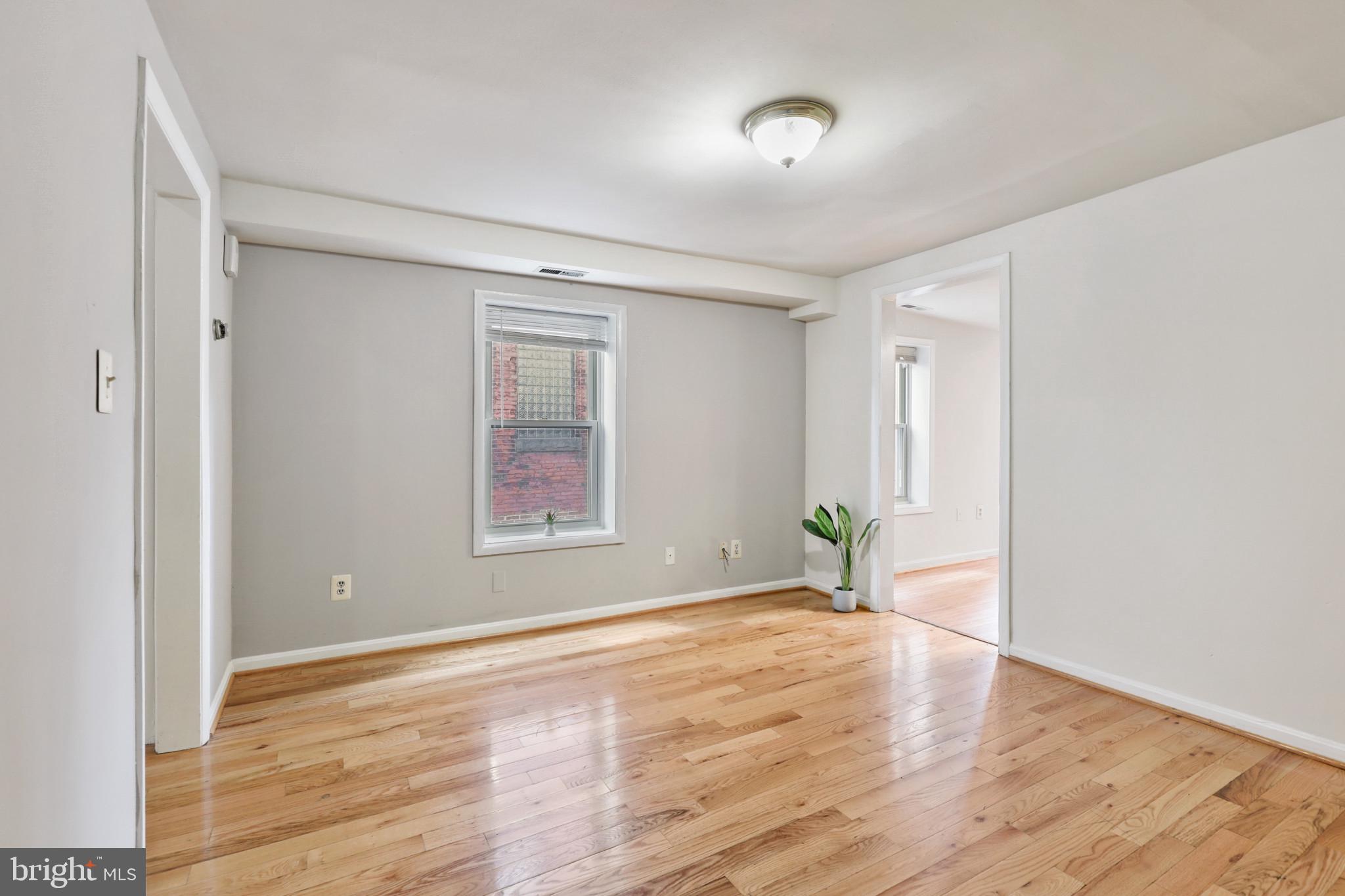 FEDERAL HILL HISTORIC DISTRICT - Residential Lease