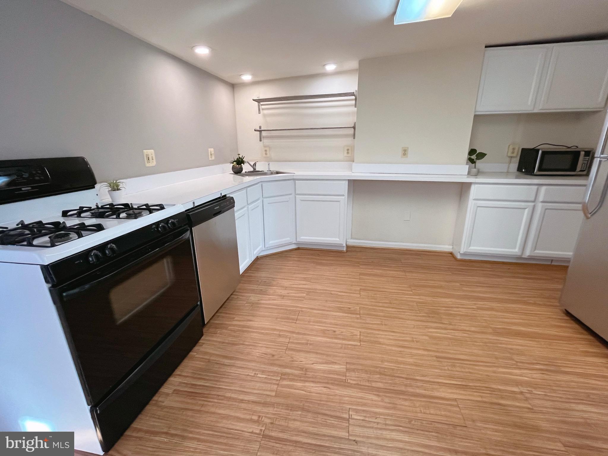 FEDERAL HILL HISTORIC DISTRICT - Residential Lease