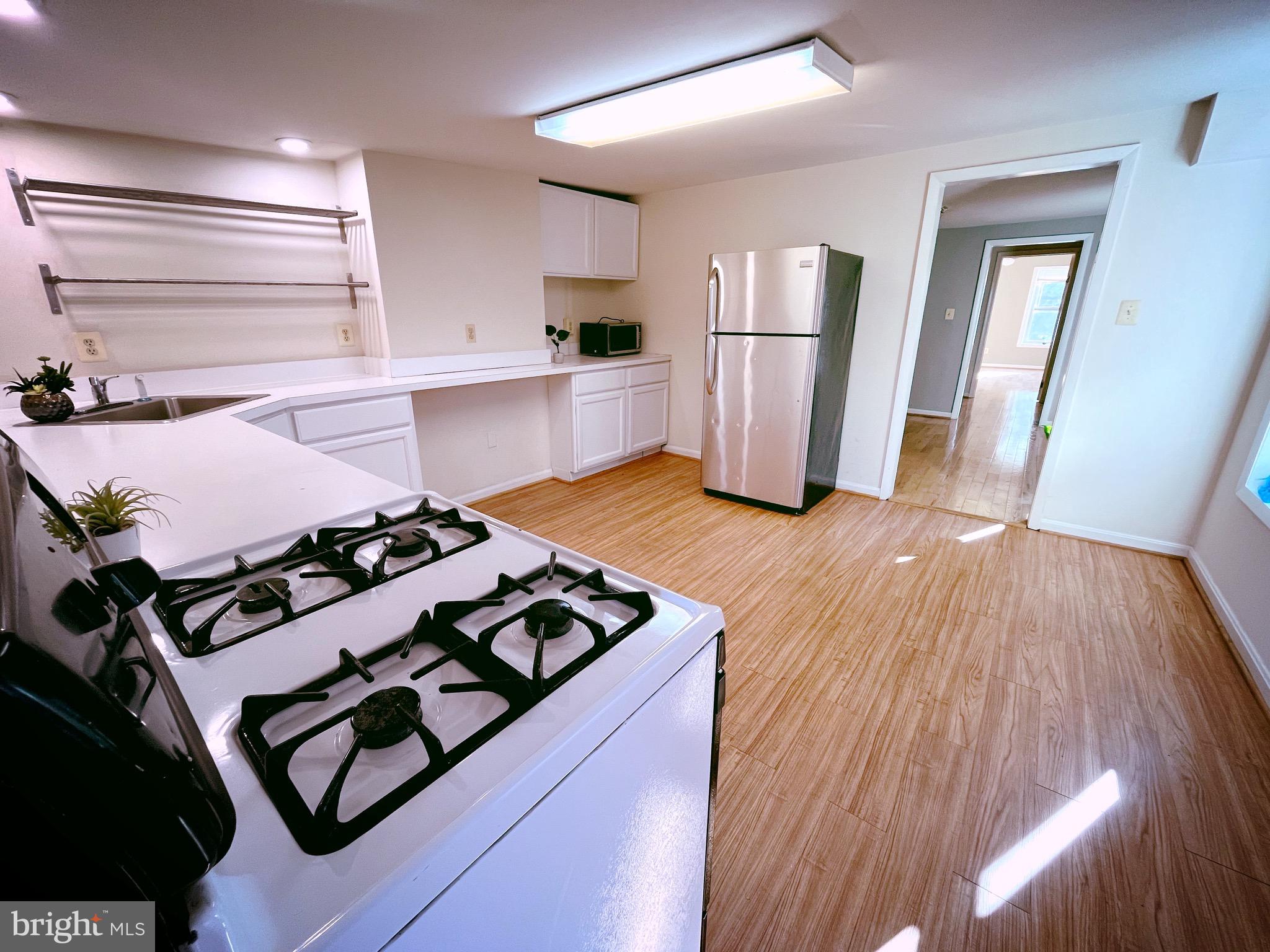 FEDERAL HILL HISTORIC DISTRICT - Residential Lease