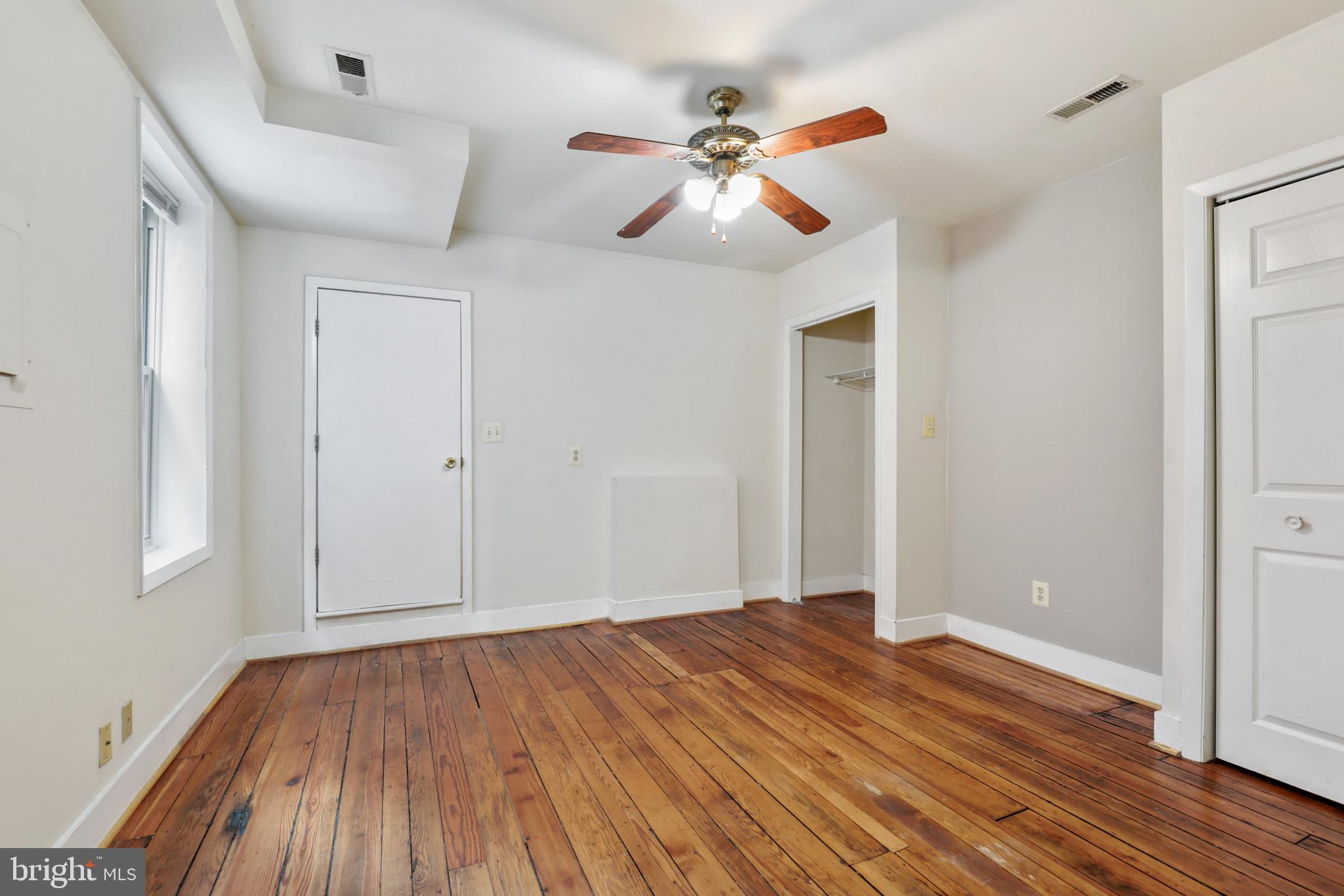 FEDERAL HILL HISTORIC DISTRICT - Residential Lease