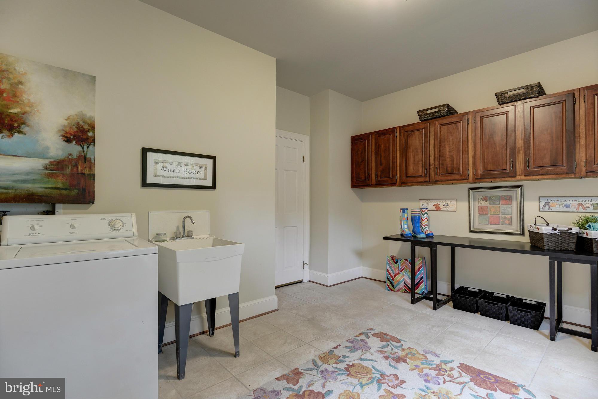 SUMMERWOOD - Residential