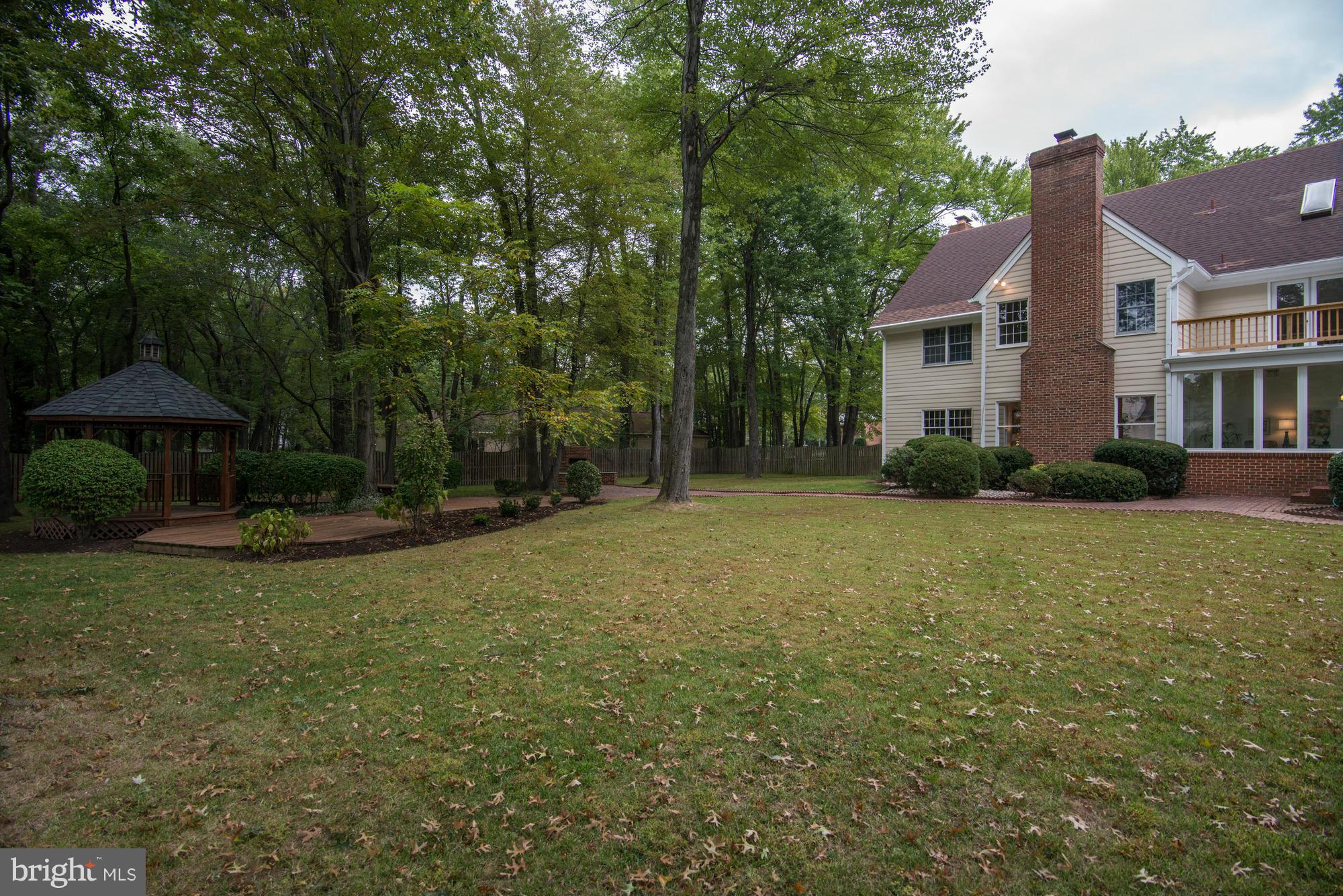 SUMMERWOOD - Residential