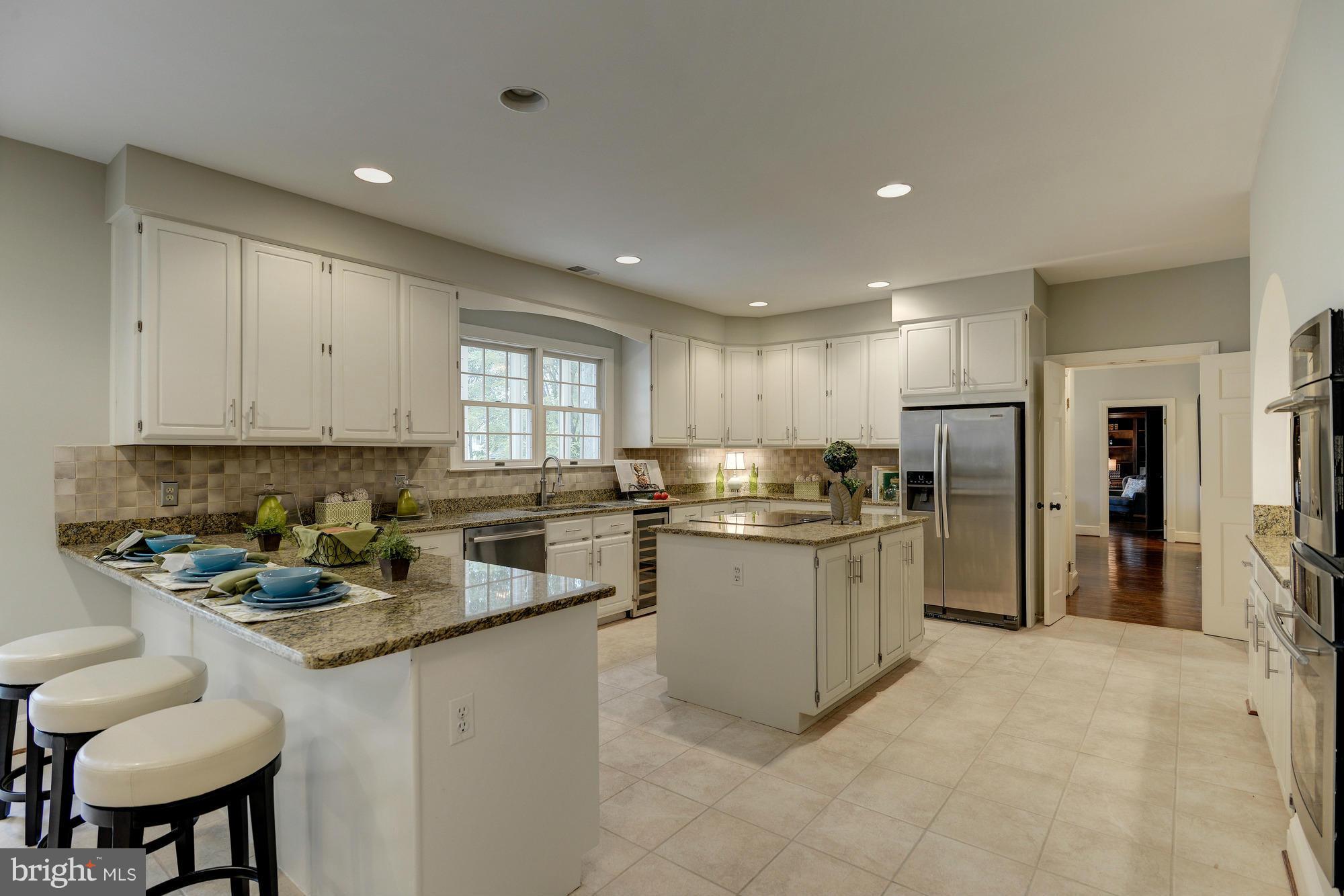 SUMMERWOOD - Residential