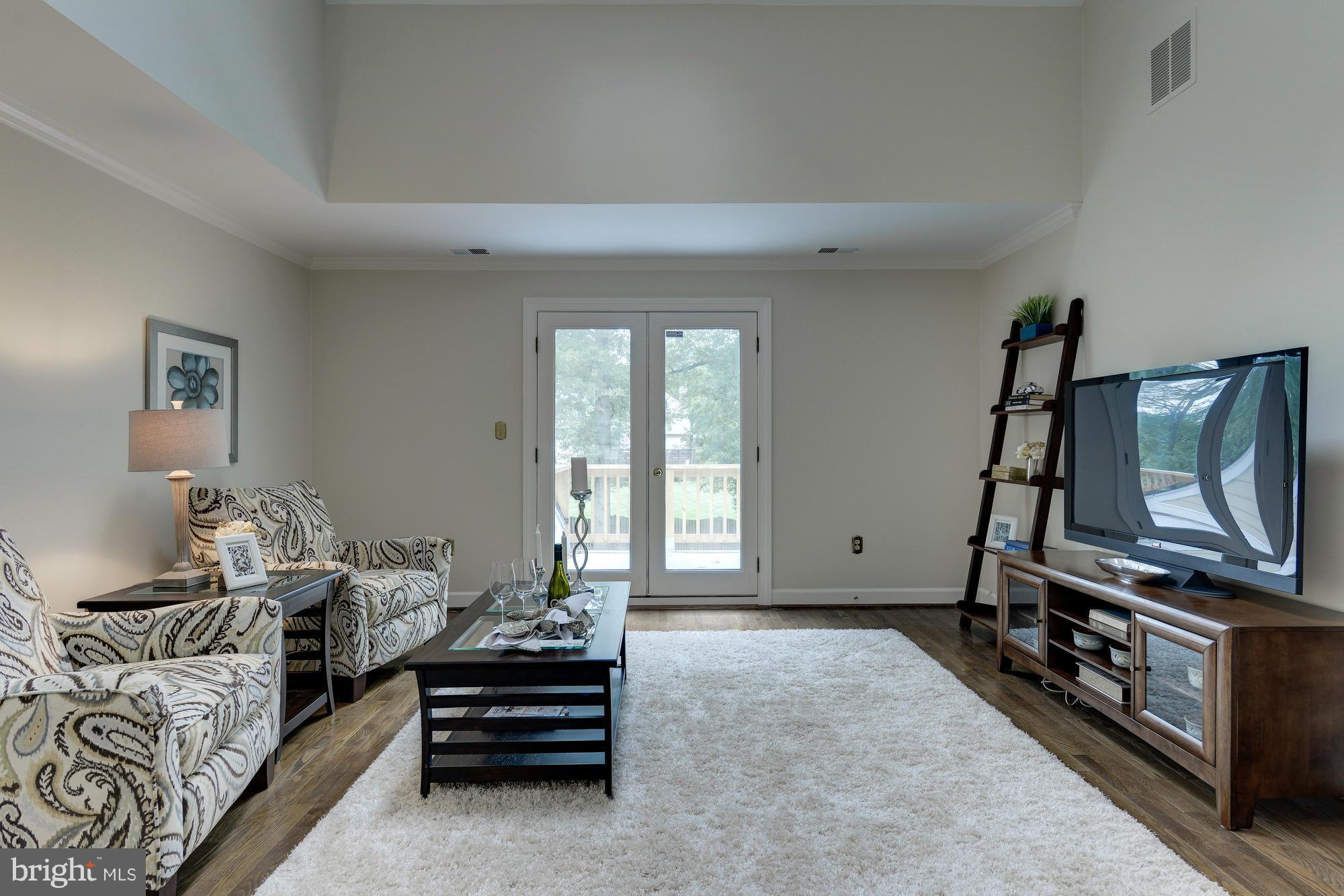 SUMMERWOOD - Residential