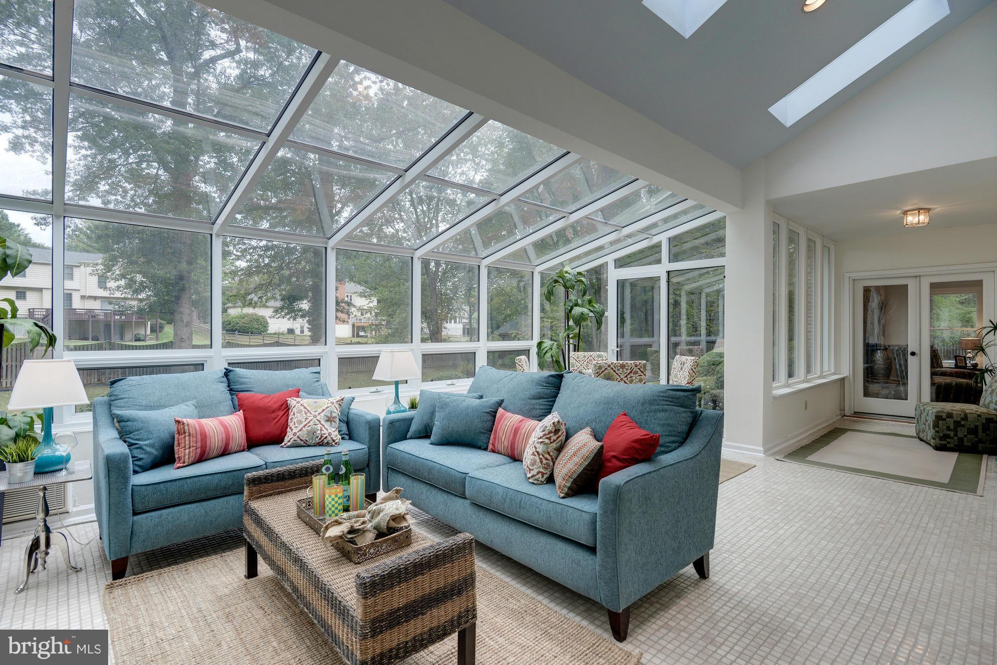 SUMMERWOOD - Residential