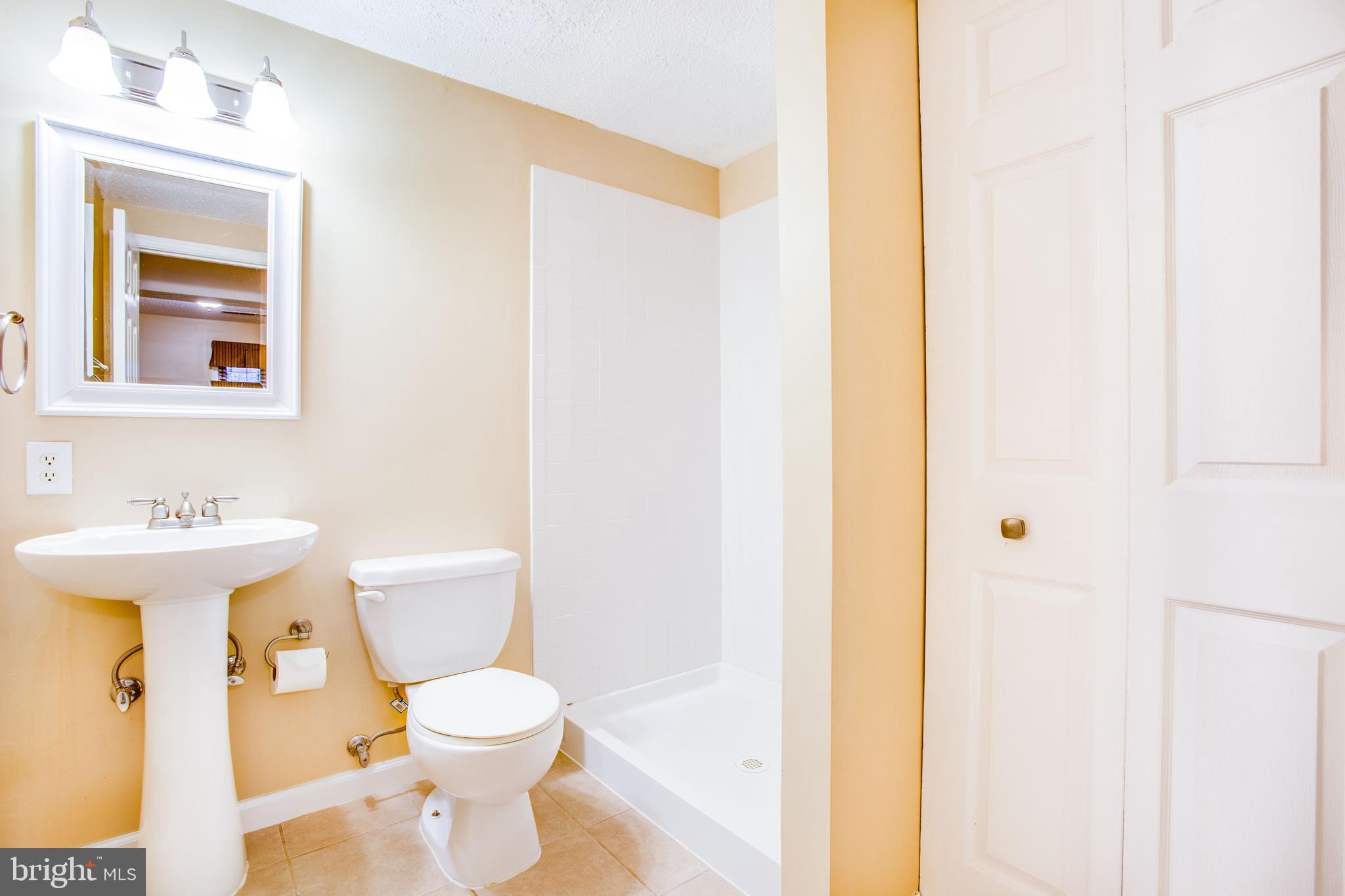 WALNUT GROVE ESTATES - Residential