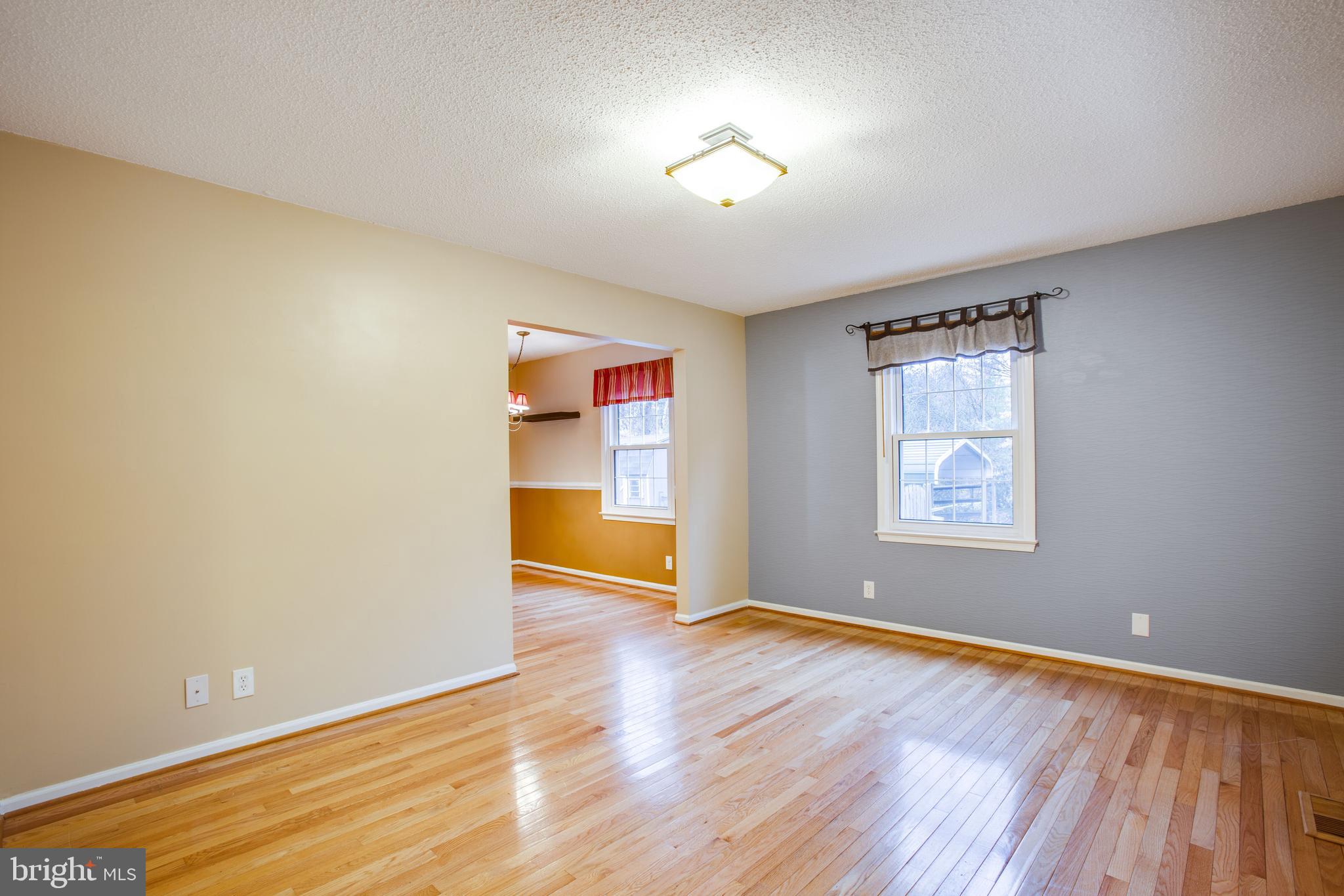 WALNUT GROVE ESTATES - Residential