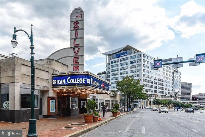 AMERICANA FINMARK - Residential