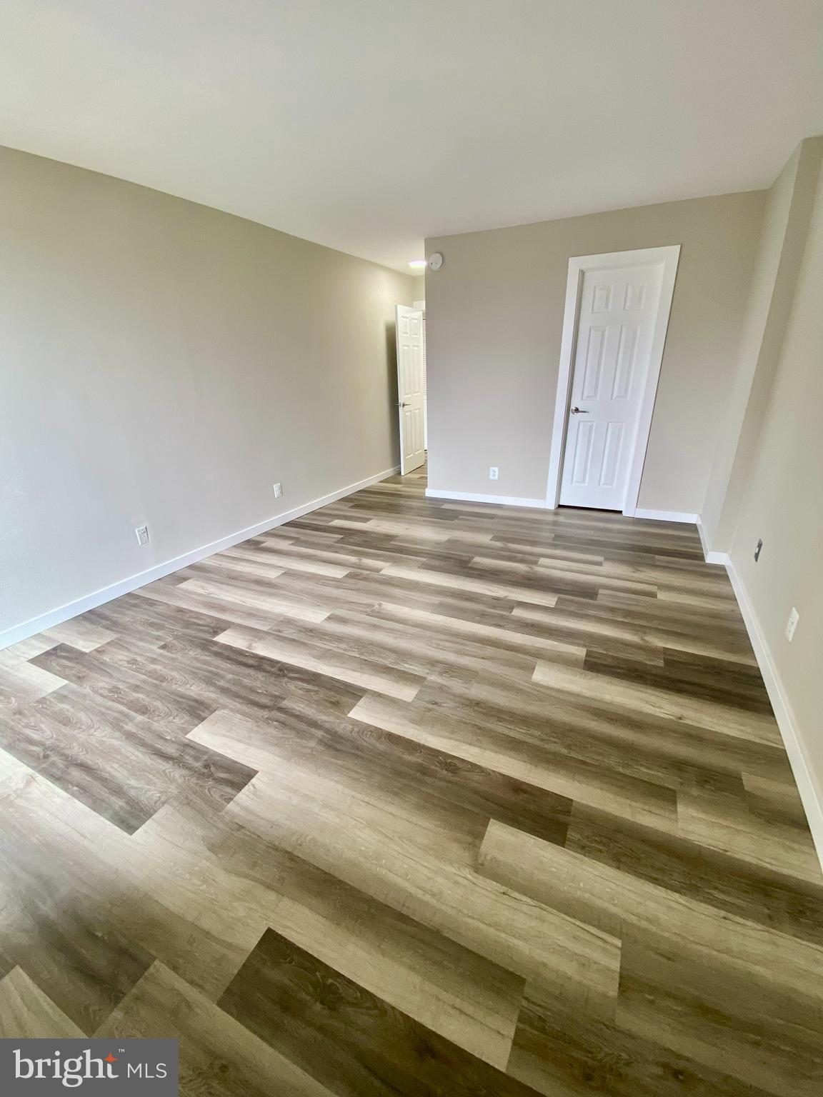 AMERICANA FINMARK - Residential