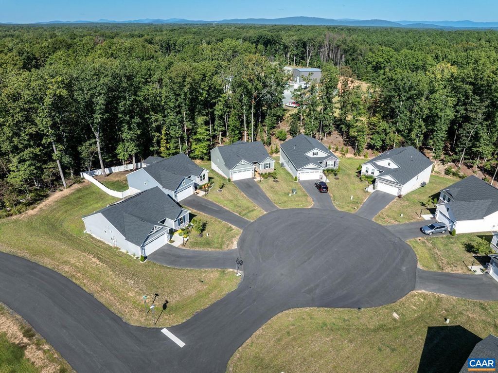 Photo of 21 Archer Cir, PALMYRA, VA 22963 (MLS # 669942)