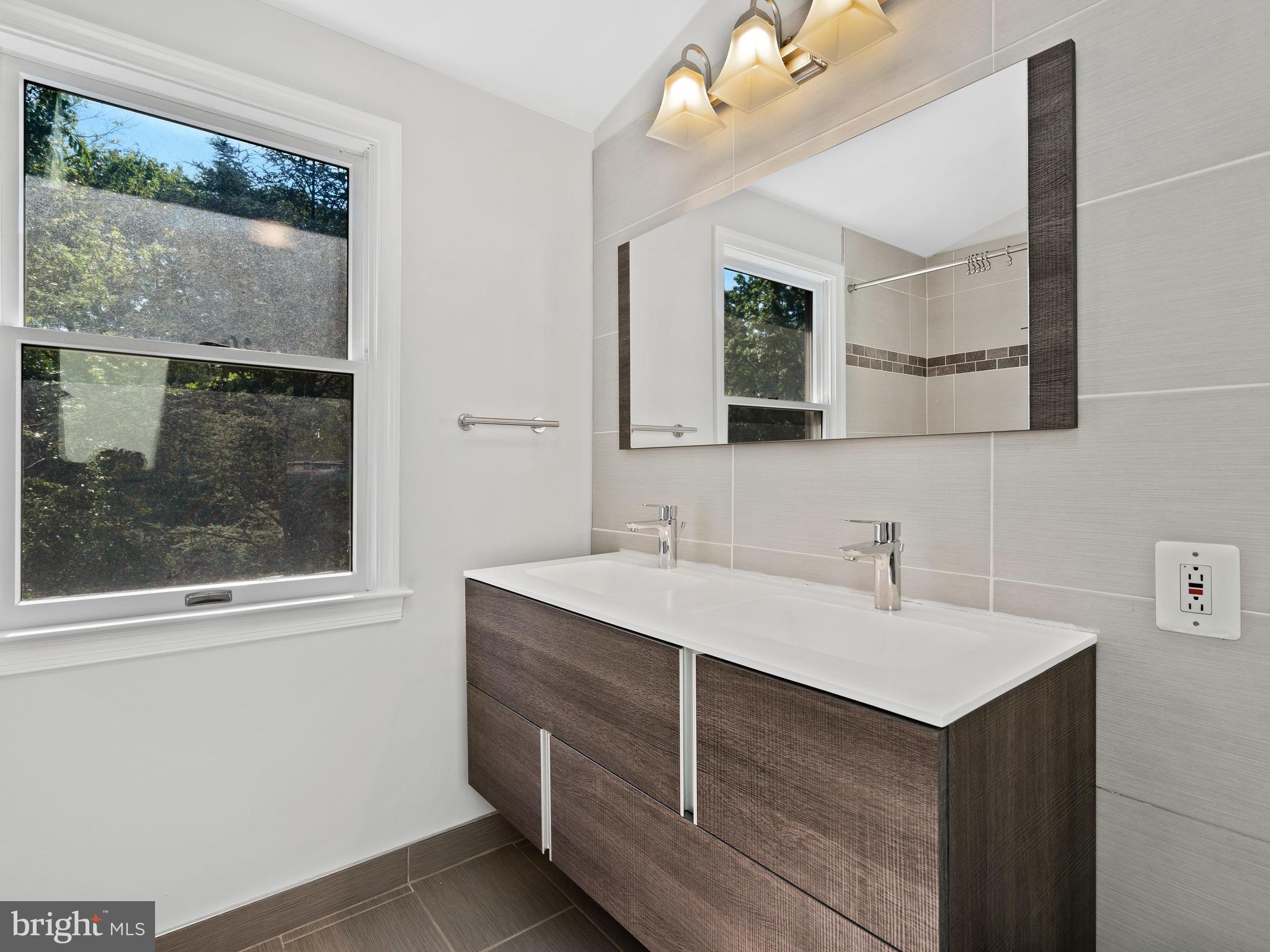 CHEVY CHASE TERRACE - Residential