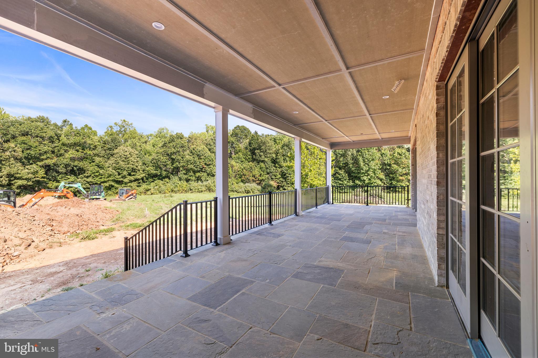 CREIGHTON FARMS - Residential