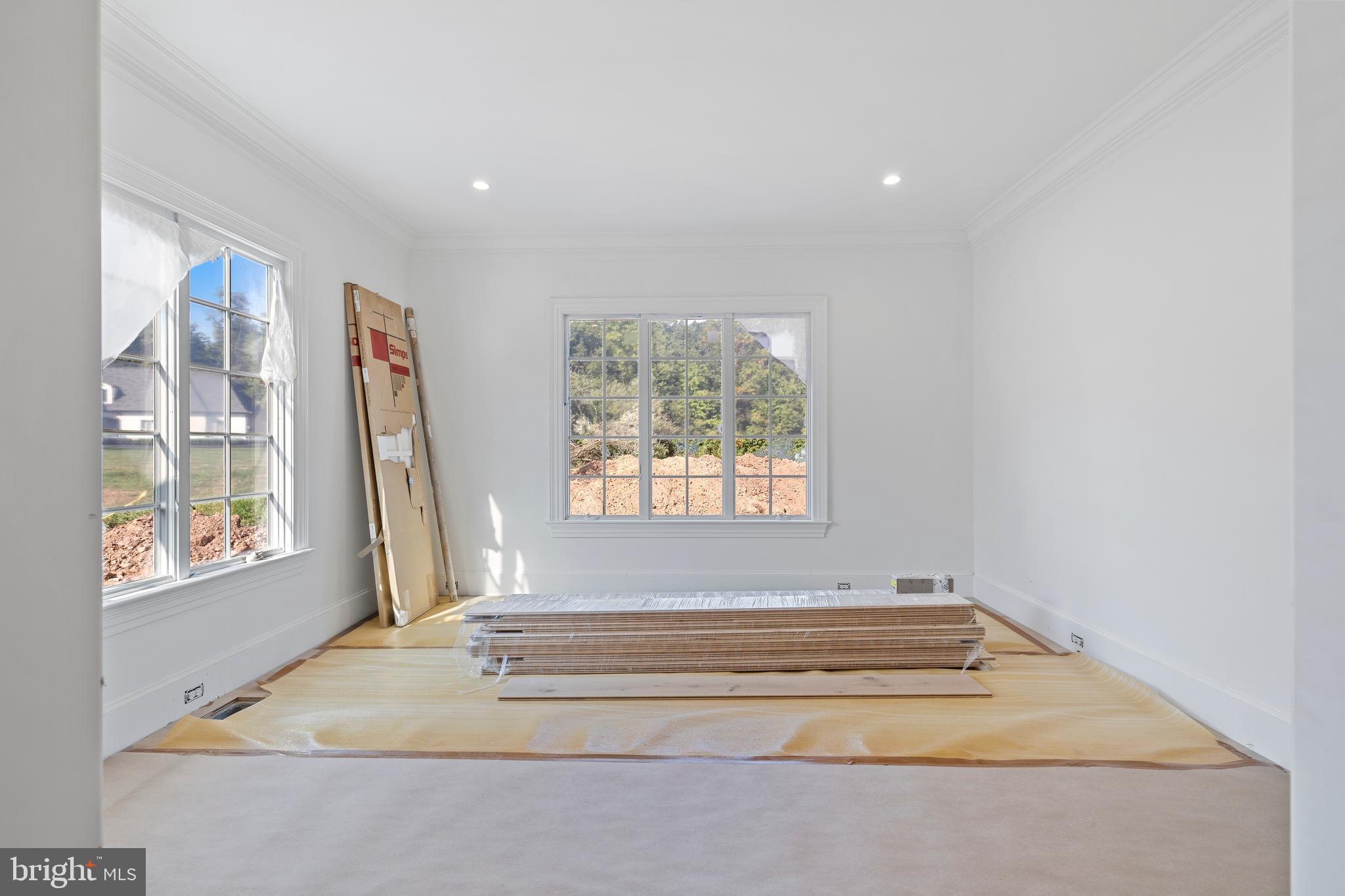 CREIGHTON FARMS - Residential