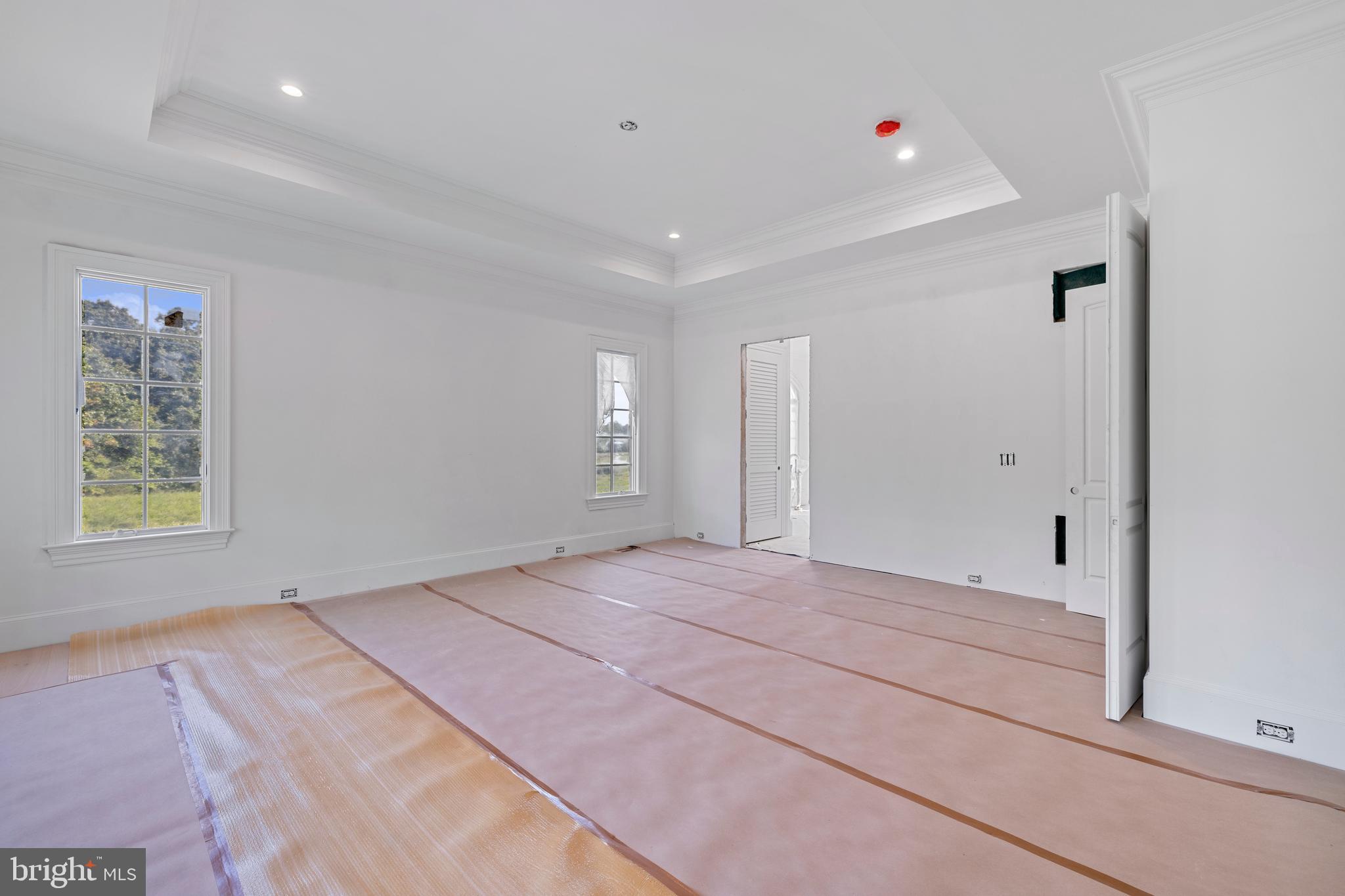 CREIGHTON FARMS - Residential