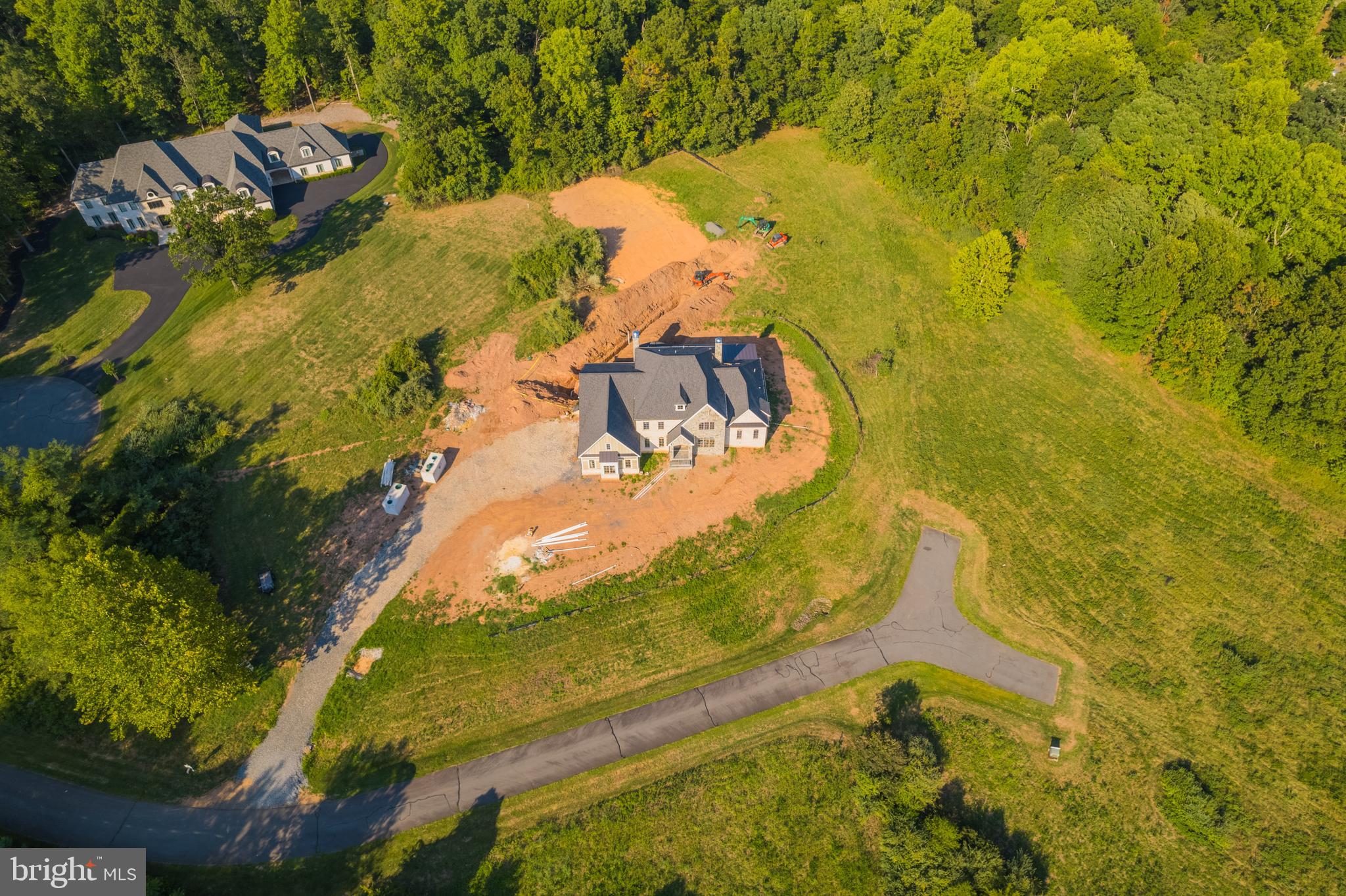 CREIGHTON FARMS - Residential