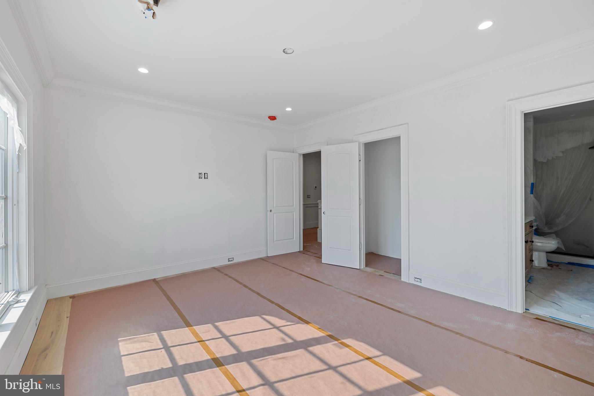 CREIGHTON FARMS - Residential