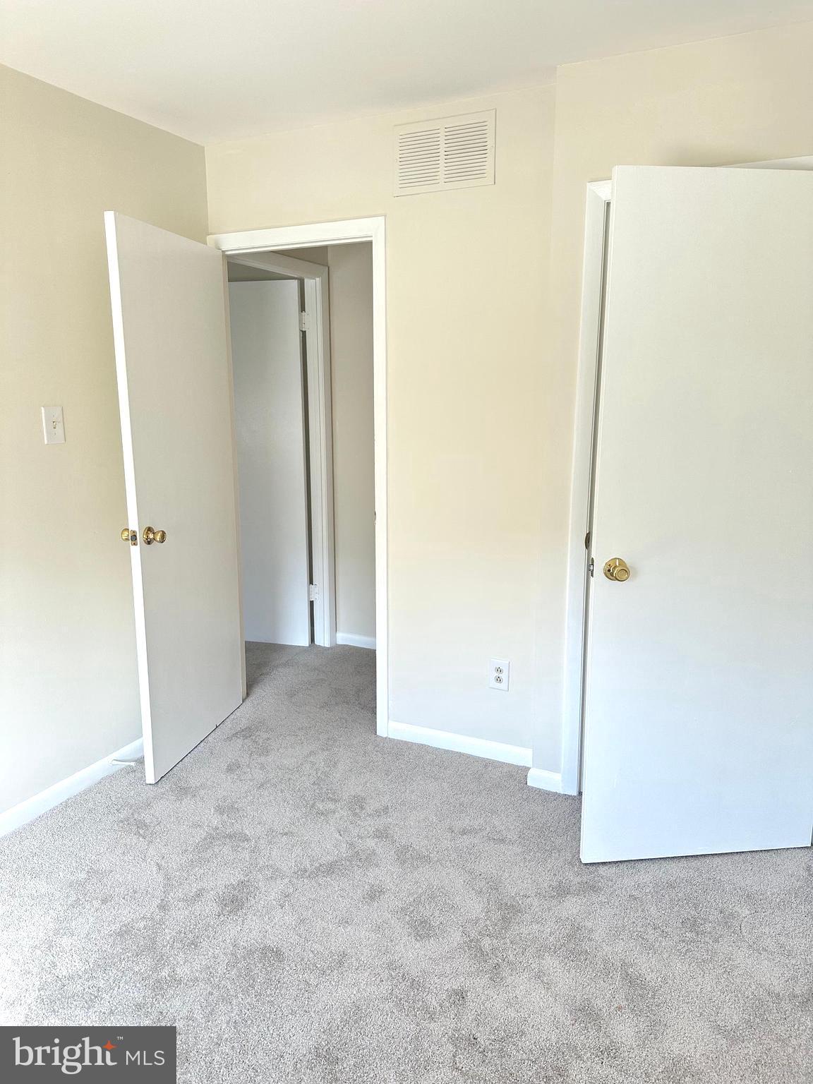 REISTERSWOOD - Residential Lease