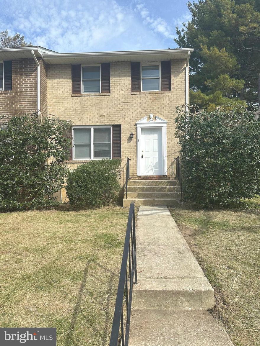 3 Level End Row Townhouse with 3 bedrooms, 2 1/2 full baths, a walkout basement, and a fenced backyard.  Freshly painted and updated. In the Main level Living room, Dining area, and Kitchen. In the Upper Level, 3 Bedrooms and 2 full bath. Spacious basement with a half bath. Fenced backyard. Accessible location! Minimum 660+ credit score required.