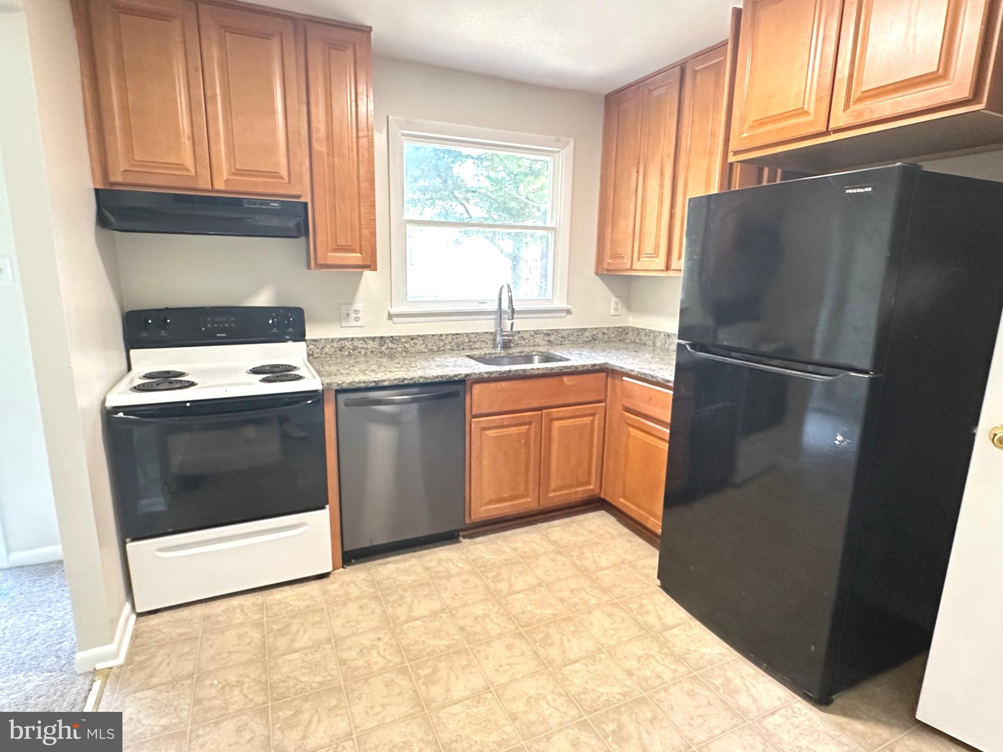 REISTERSWOOD - Residential Lease