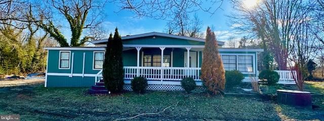 Apply for rental application at: https://Apply.Link/ut4bXaU Completely renovated 4 bedroom, 3 full baths with 2 master bedrooms with bath. New roof, new windows, new kitchen, new bathrooms, new flooring, new electrical, new plumbing, new heating and air conditioning home! A great rental! Stainless steel appliances. NOTE: Garage and extra parking area is not part of this rental. Easy access to Rt 50 and minutes away from Bay Bridge, downtown Annapolis and Anne Arundel Community College.