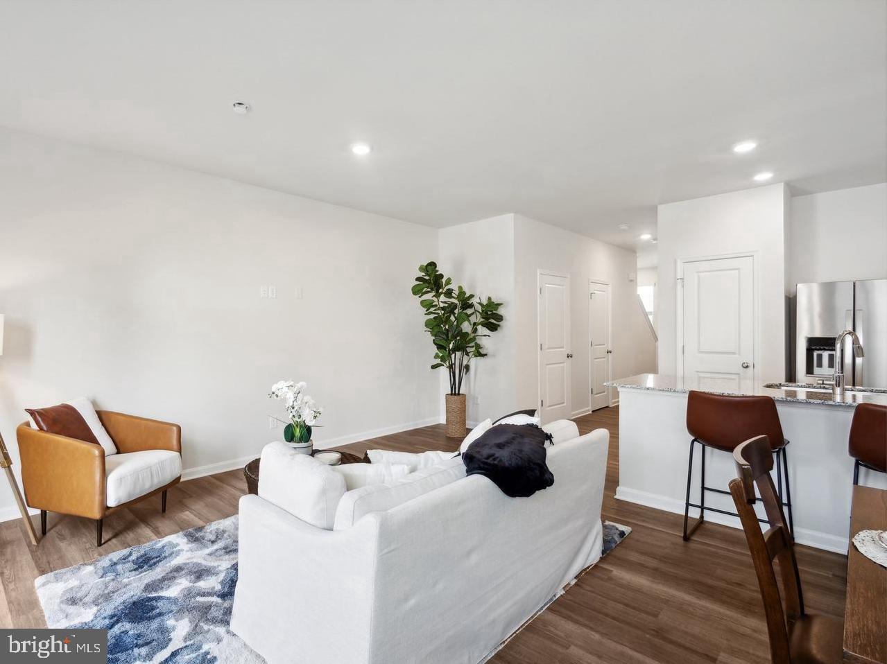 VALLEY VIEW - Residential Lease