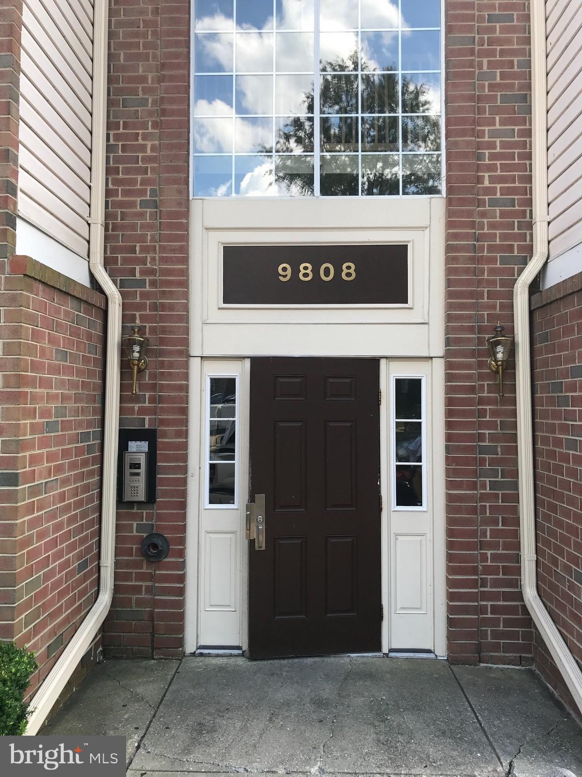 9808 LAKE POINTE COURT 301