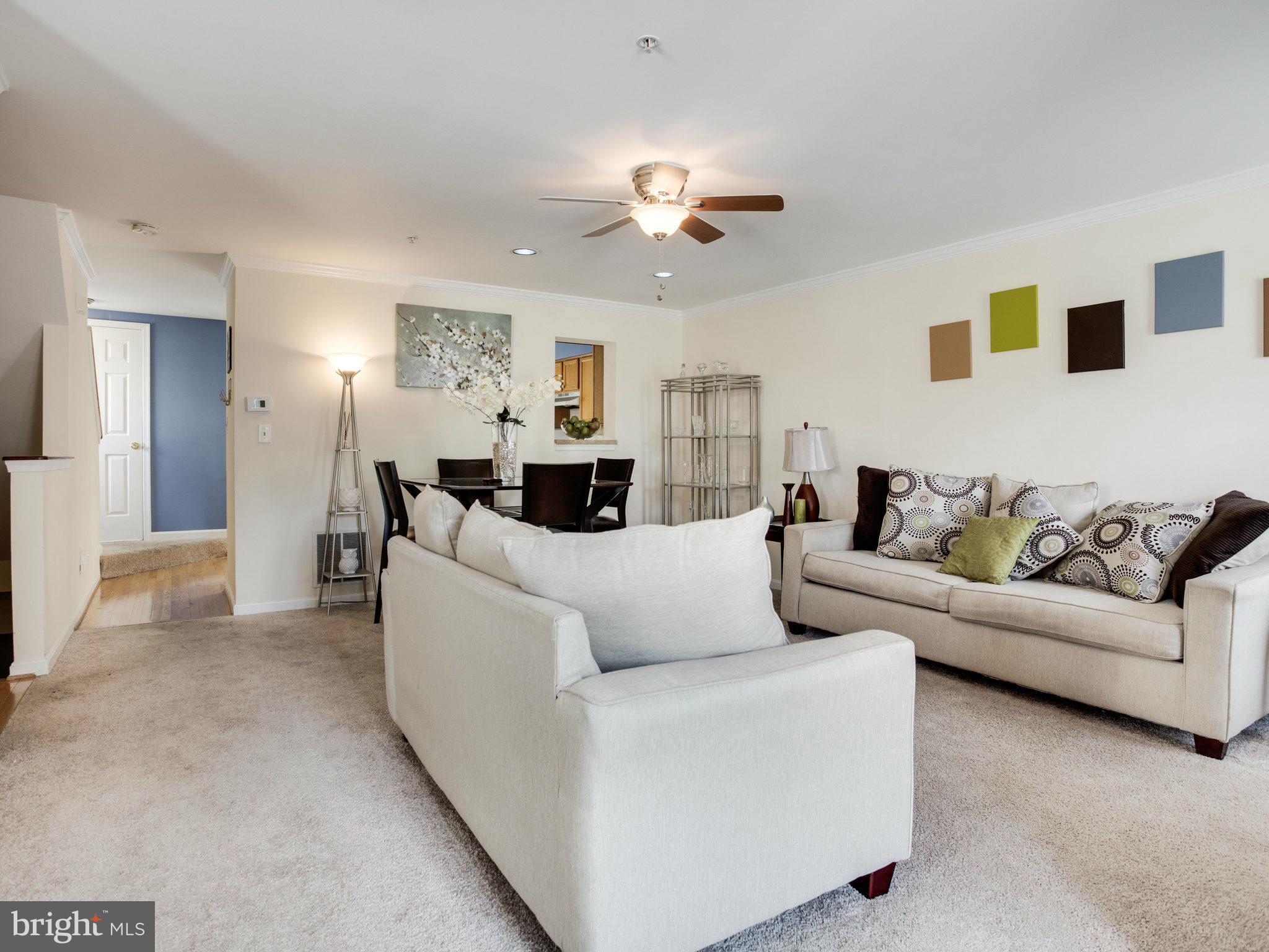 CROMWELL FOUNTAIN - Residential