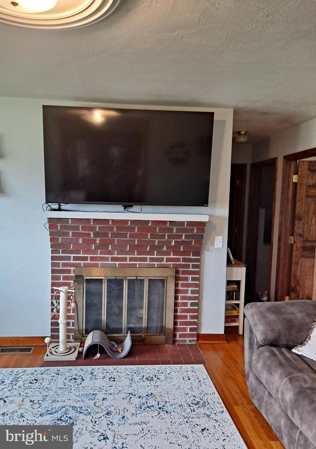 WEESE LAND - Residential